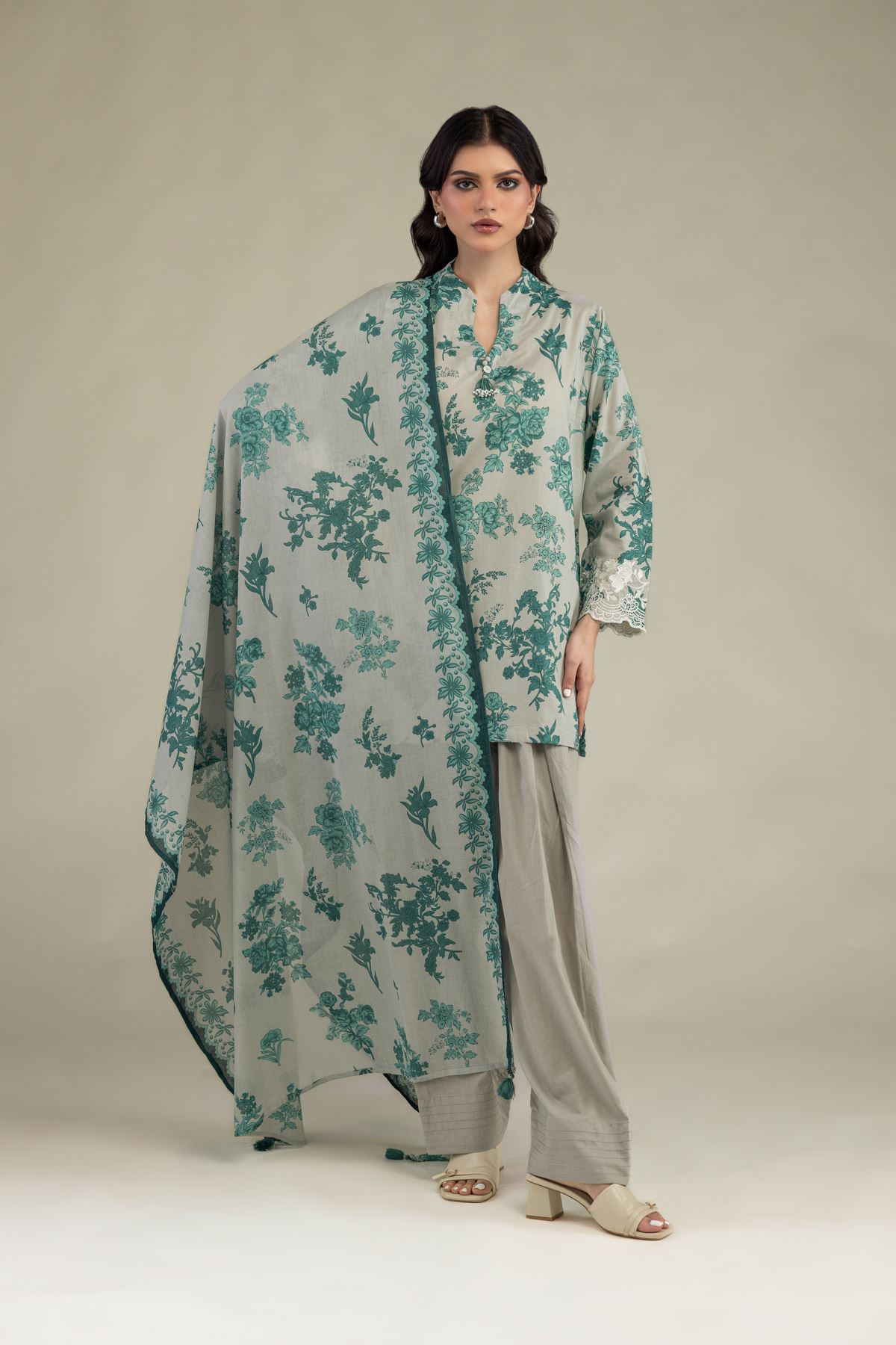 Embroidered Lawn Floral Lawn Dupatta - 1-26-305-C-H2-VG