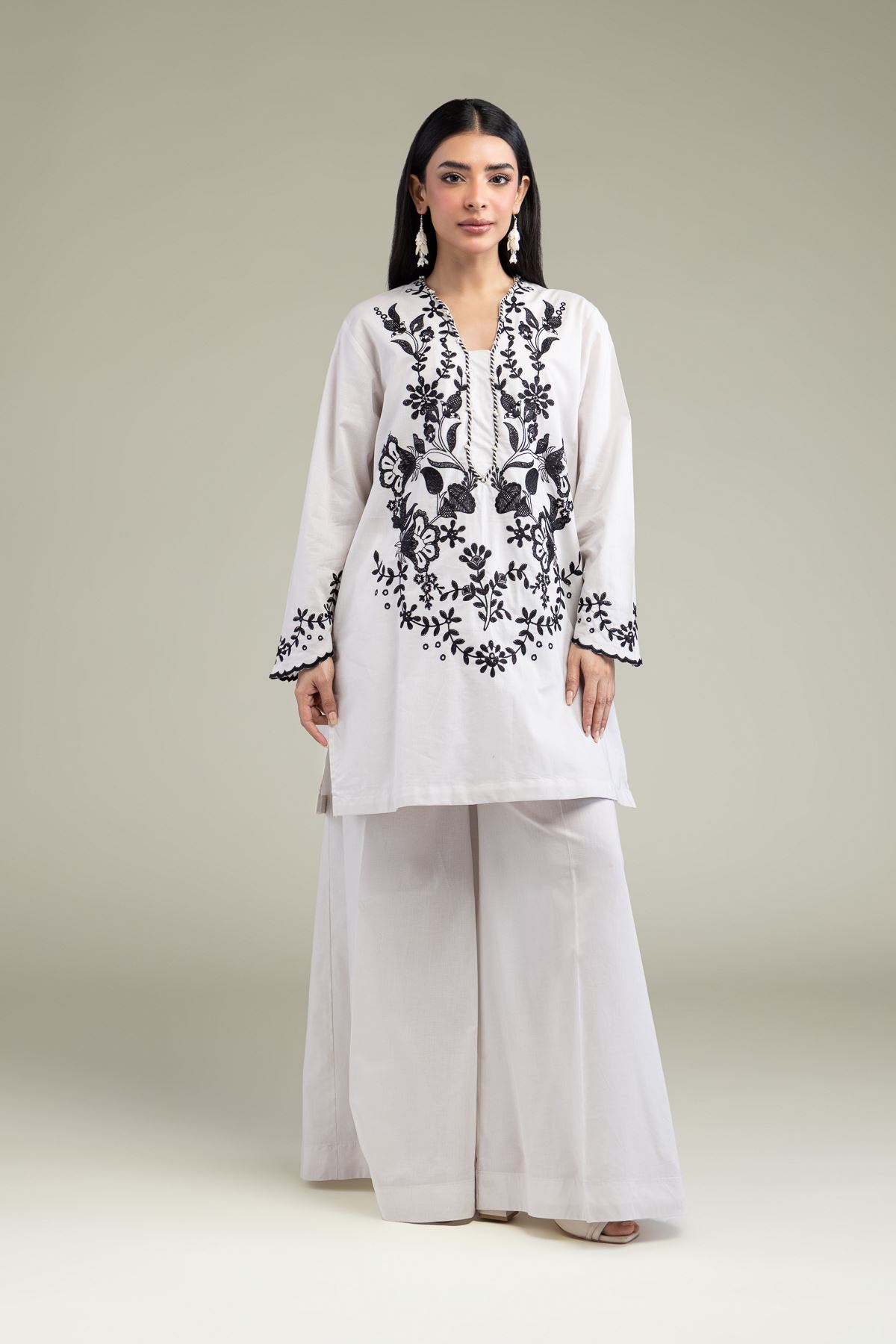 Embroidered Cambric Solid Summer Pants - 1-26-211-A-I1-VG