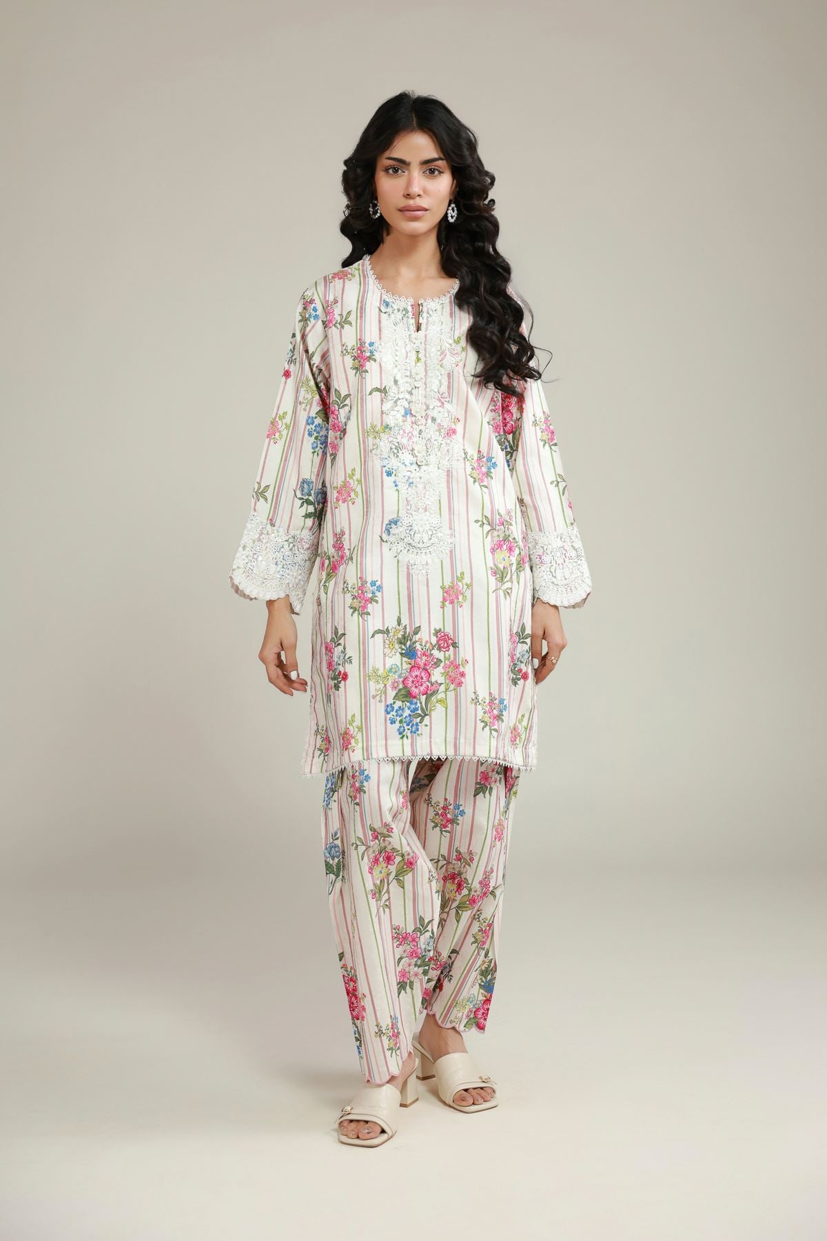 Embroidered Jacquard Fabrics 2 Piece - A22-26-111FJ1-VG