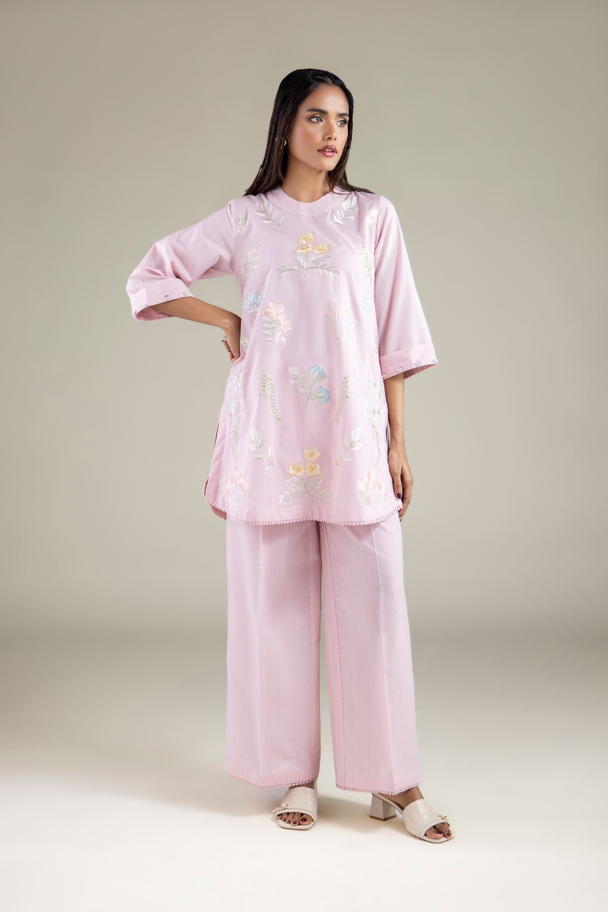 Embroidered Cotton Dobby Floral Threadwork Kurta - 25-00-X2-08TB-VG