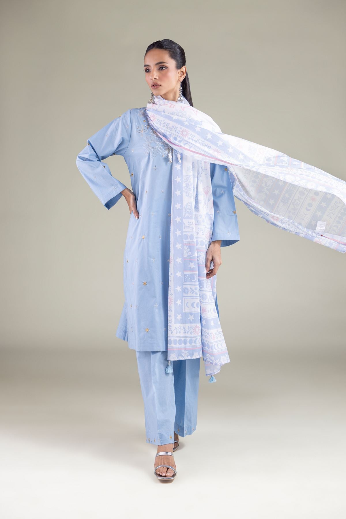 Embroidered Cambric Kurta - 1-26-104-A-B-VG
