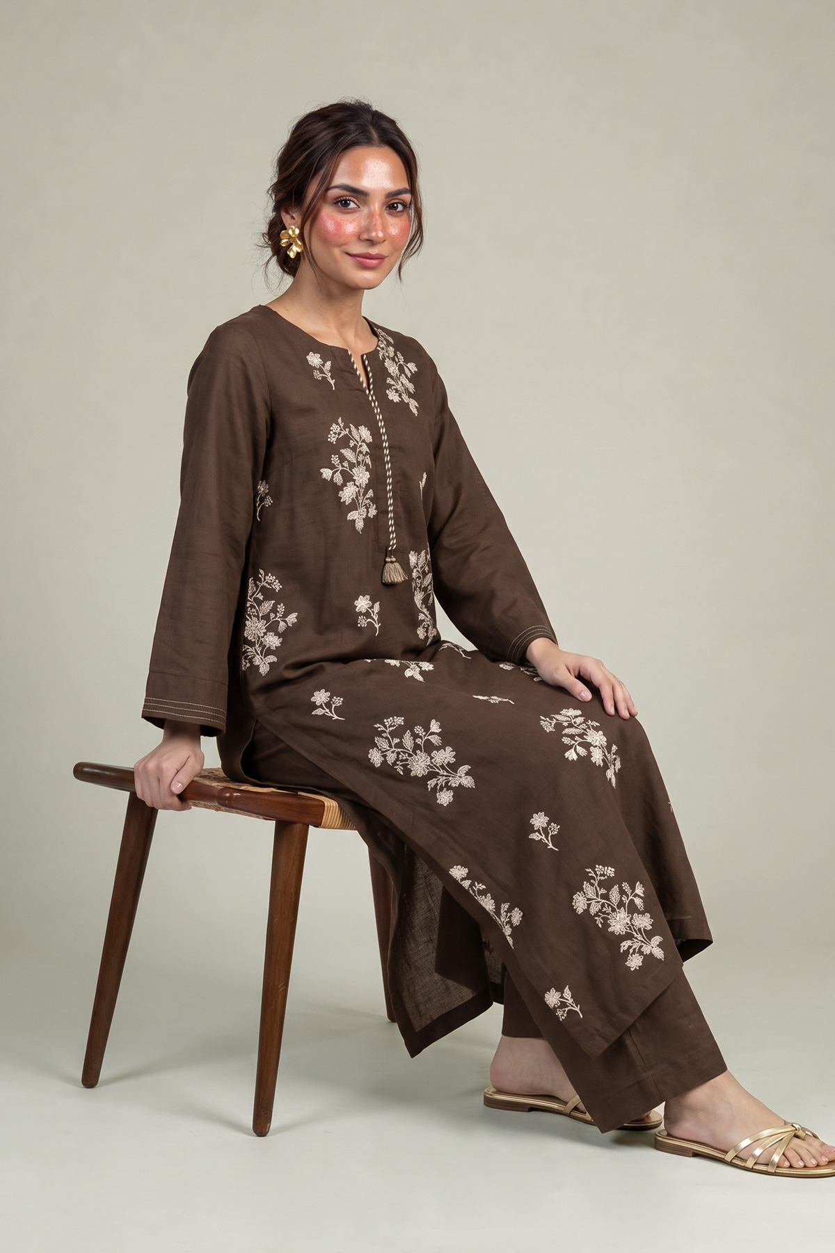 Embroidered Light Khaddar Fabrics 2 Piece | Top and Bottom - 1-26-457-A-C2-VG