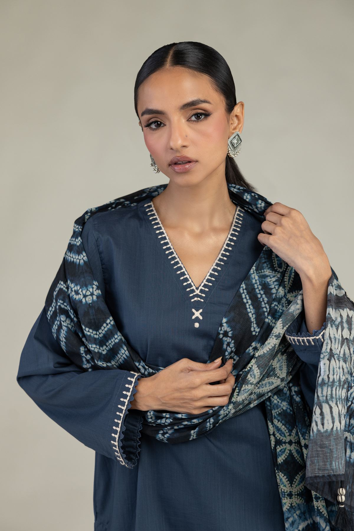 Textured Lawn Embroidered Textured Lawn Dupatta - 1-26-327-A-J1-VG