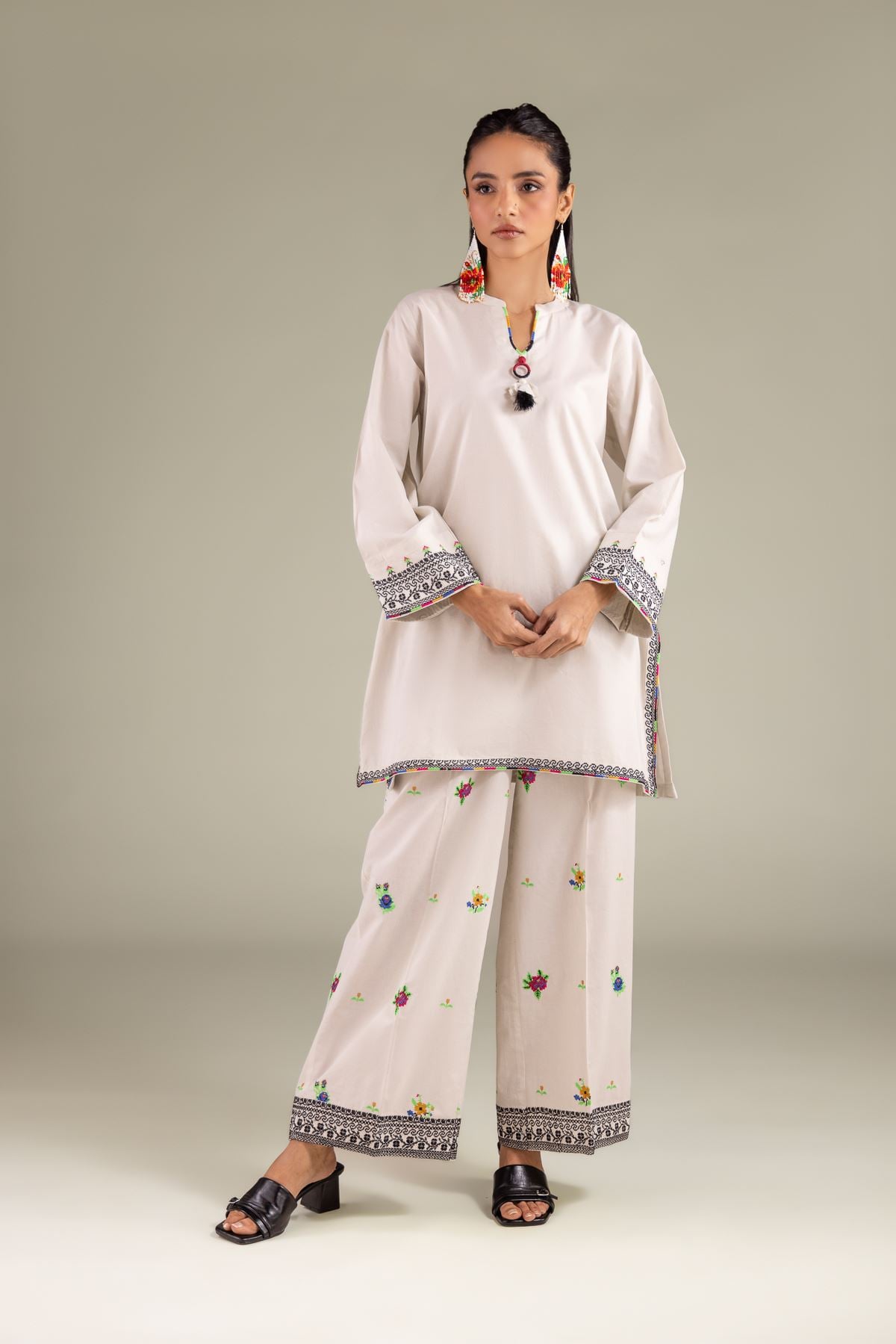 Embroidered Cambric Floral Threadwork Kurta - 1-26-108-A-F-VG