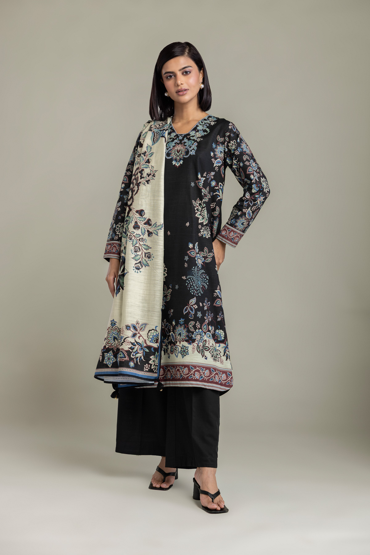 Printed Light Khaddar Fabrics 3 Piece - 2-26-308-A-G1-VG