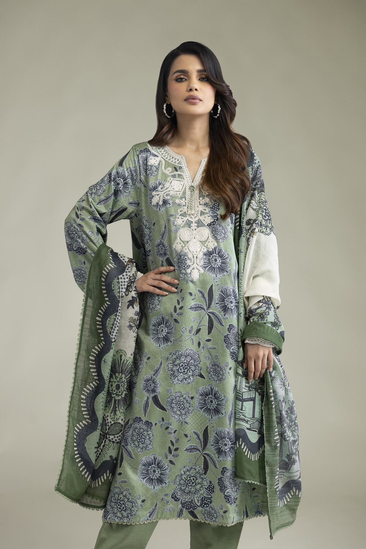 Embroidered Lawn Lawn 3-Piece Tailored - 1-26-250-B-H1-VG