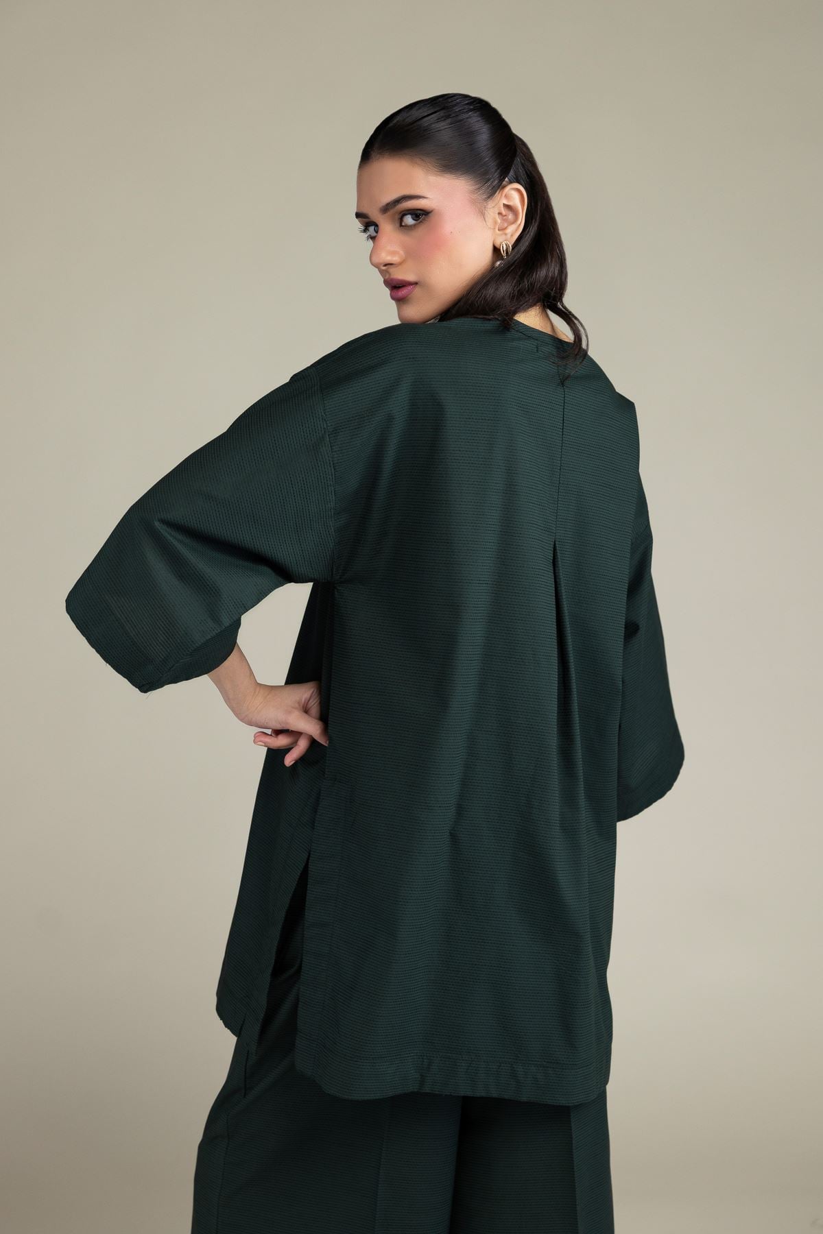 Dyed Textured Cotton Viscose V-Neck Cotton Kurta - 1-26-131-A-B-VG