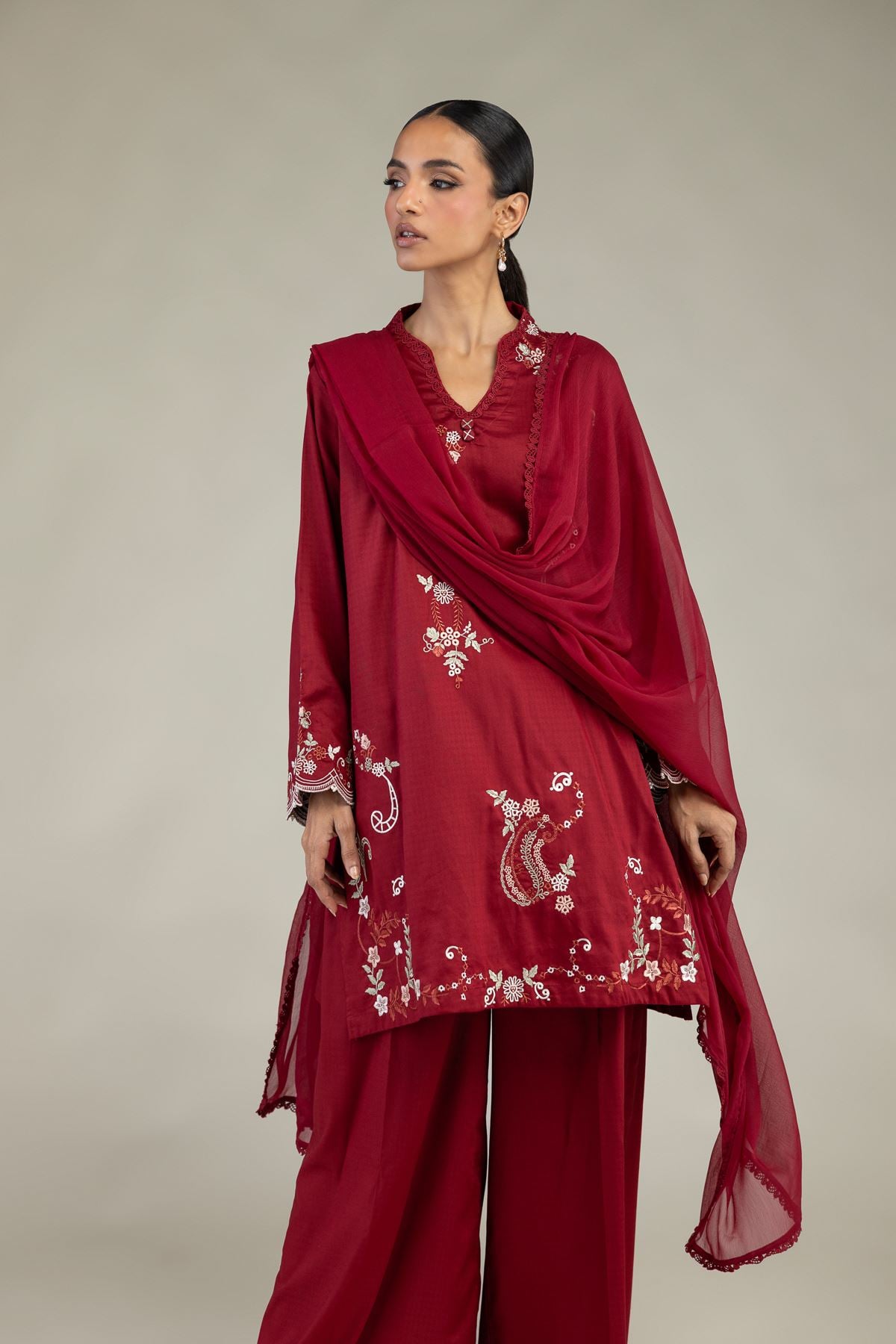 Embroidered Dobby Dobby Tailored 3-Piece - 2-26-308-A-G1-VG