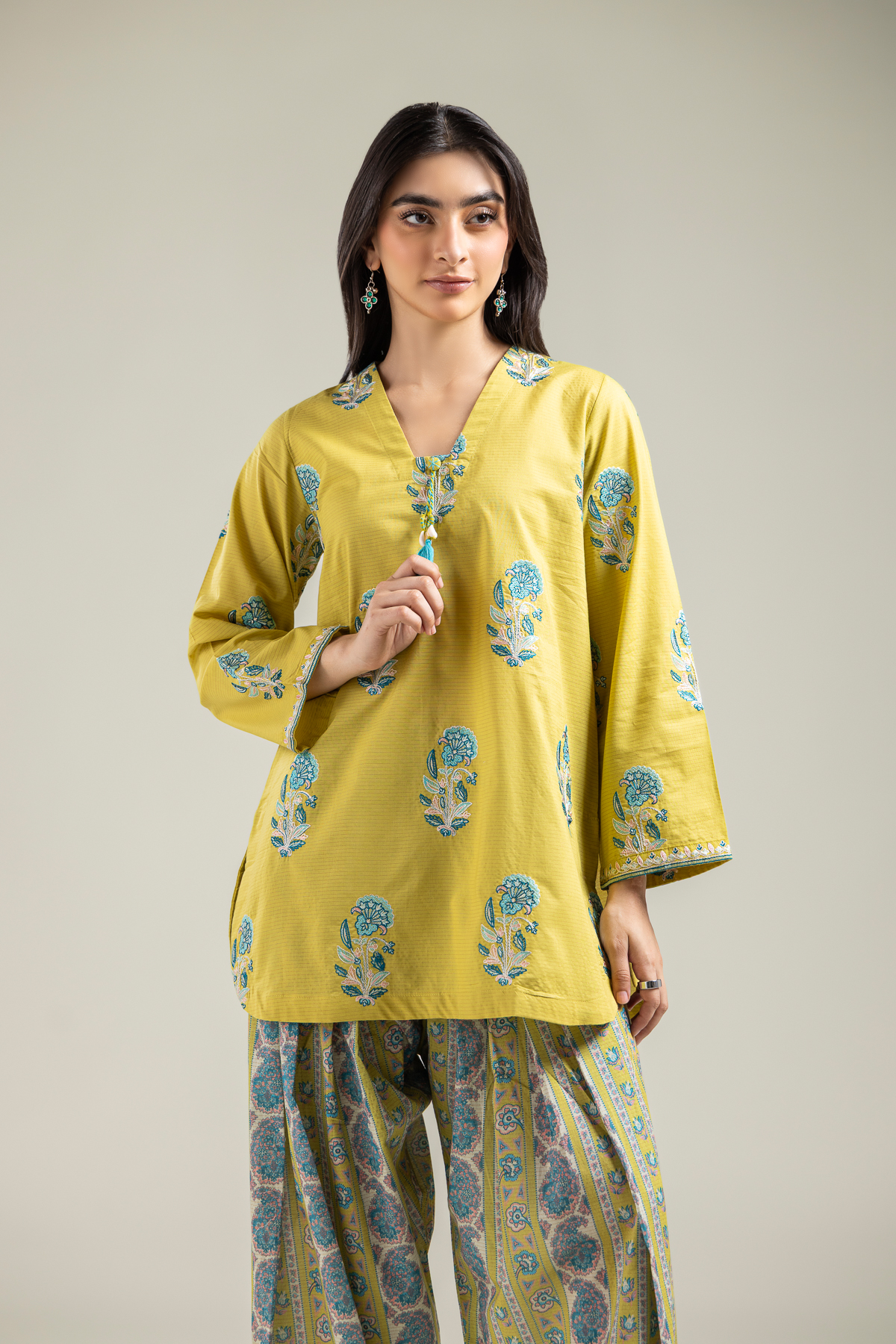 Embroidered Mesuri Short Floral Kurta - T-A22-26-122FI1-VG