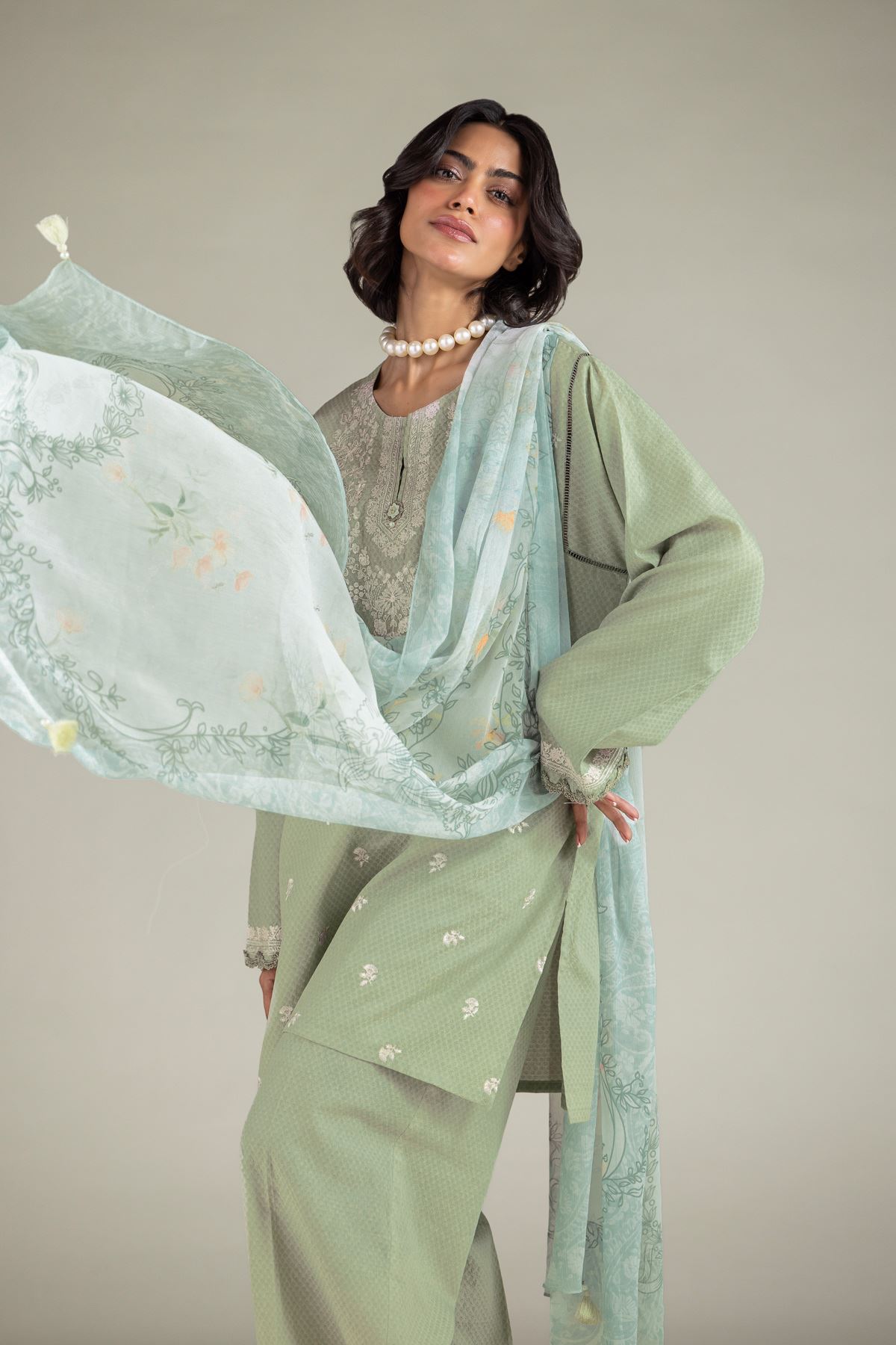 Embroidered Cotton Dobby Floral Tailored 3-Piece - 1-26-221-A-G1-VG