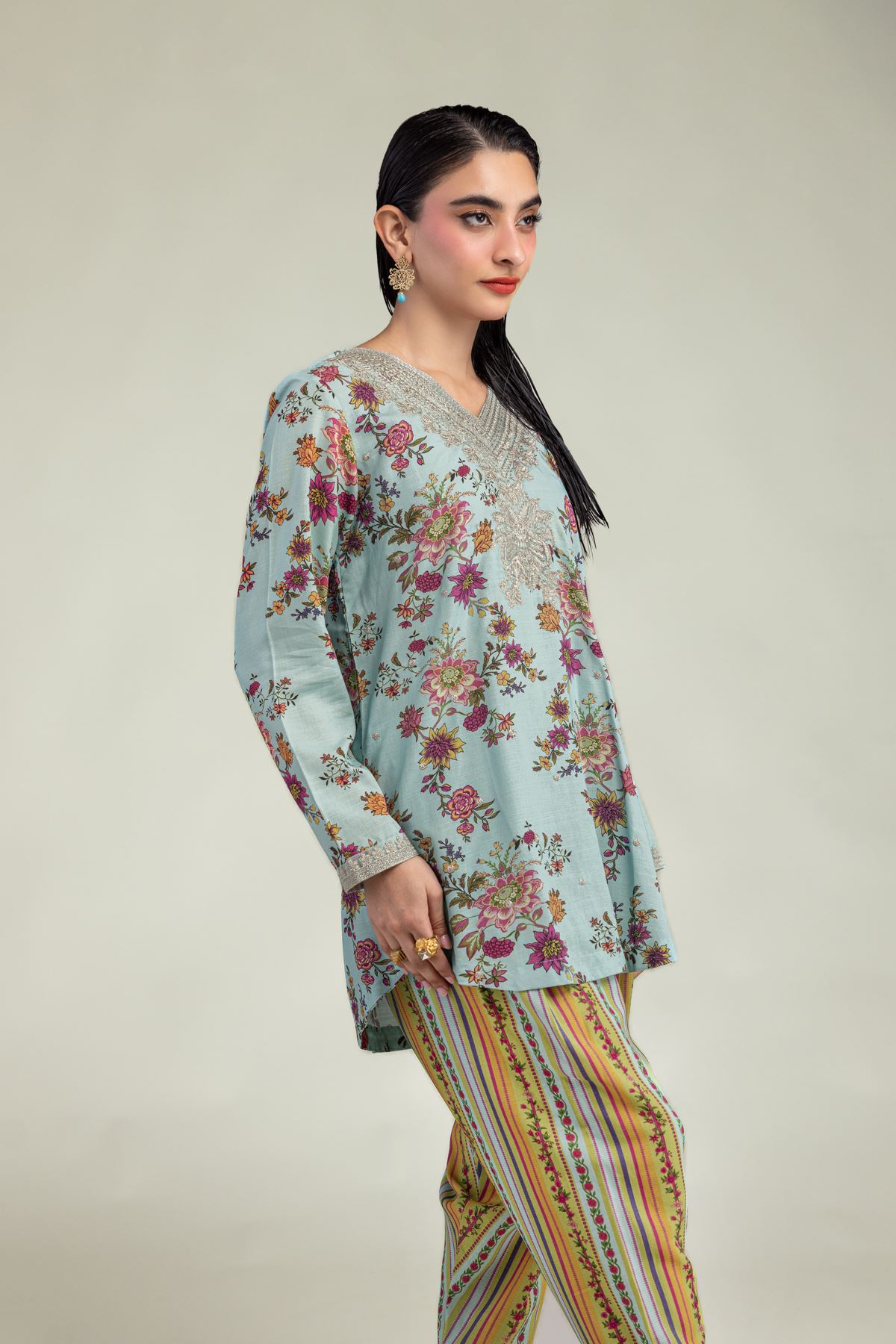 Embroidered Raw Silk Floral Silk Kurta - 8-26-304-A-B1-VG