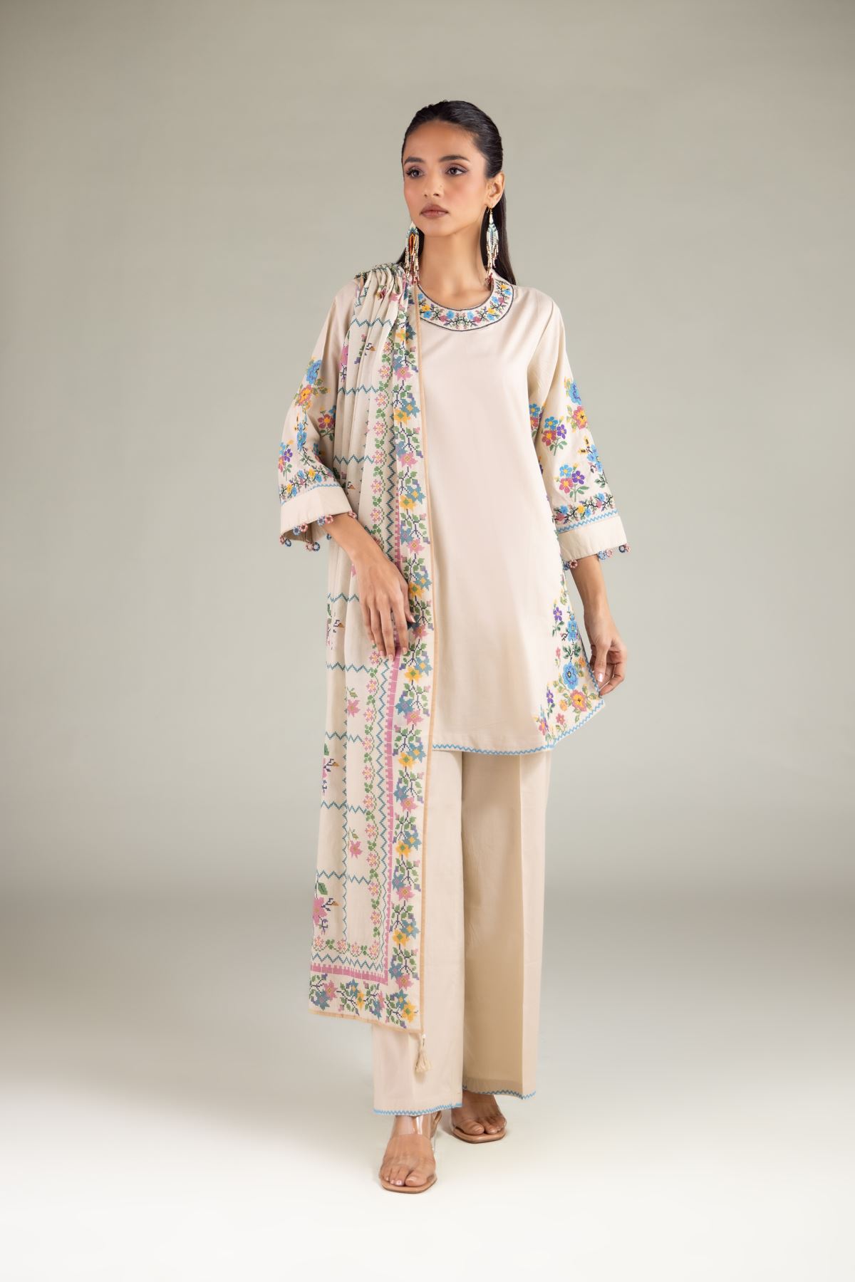 Embroidered Lawn Geometric Tassel Dupatta - 1-26-112-A-F-VG
