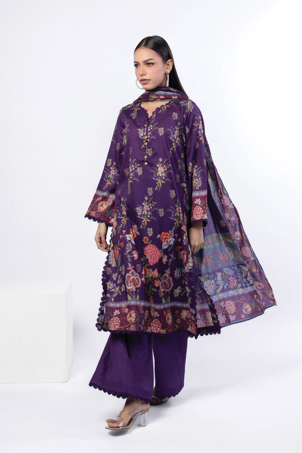 Printed Jacquard Tailored 3 Piece - 25-10-12E11-07TA-VG