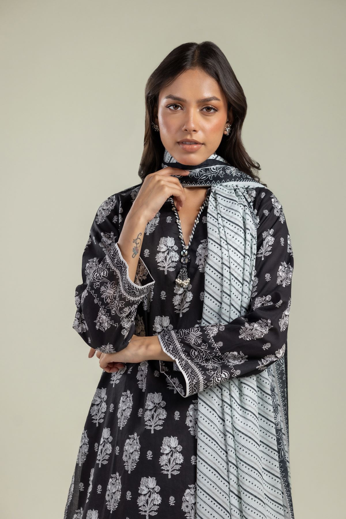 Printed Lawn Summer Lawn Dupatta - 1-26-208-A-H2-VG