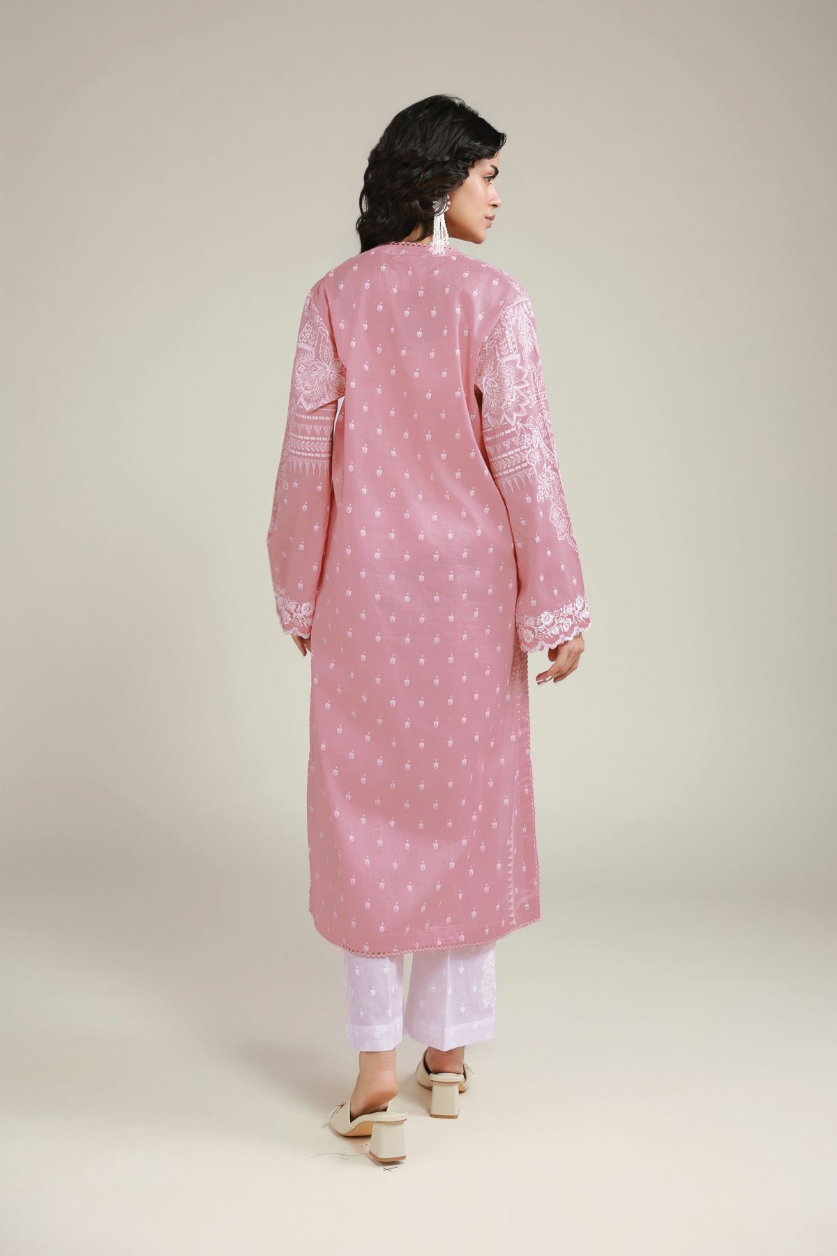 Embroidered Lawn Lawn Tailored Set - 26-02-1E13-02TA-VG