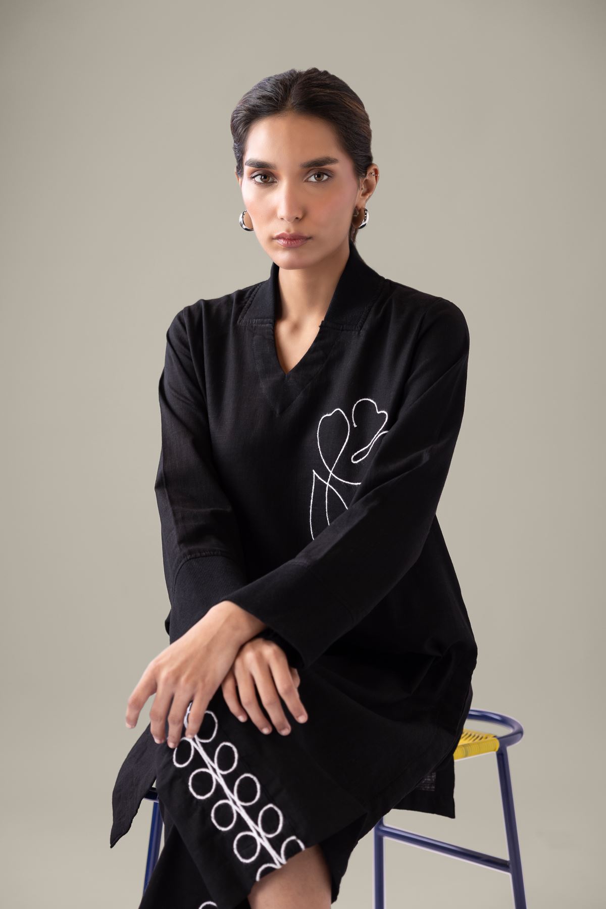 Embroidered Heavy Textured Cotton Kurta - 25-09-12E2-01TA-VG