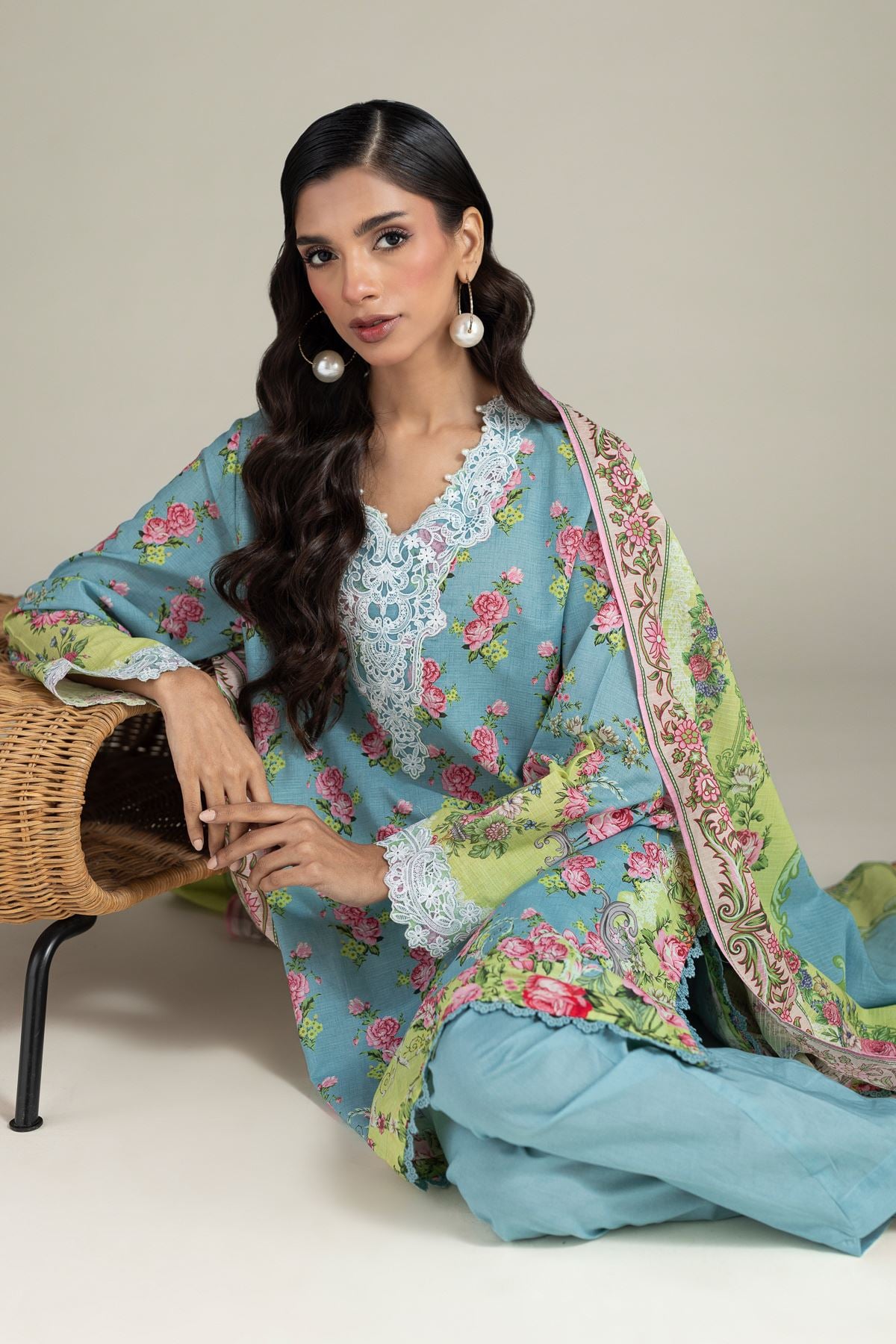 Embroidered Cambric Tailored 3 Piece - T-A22-26-109FA1-VG