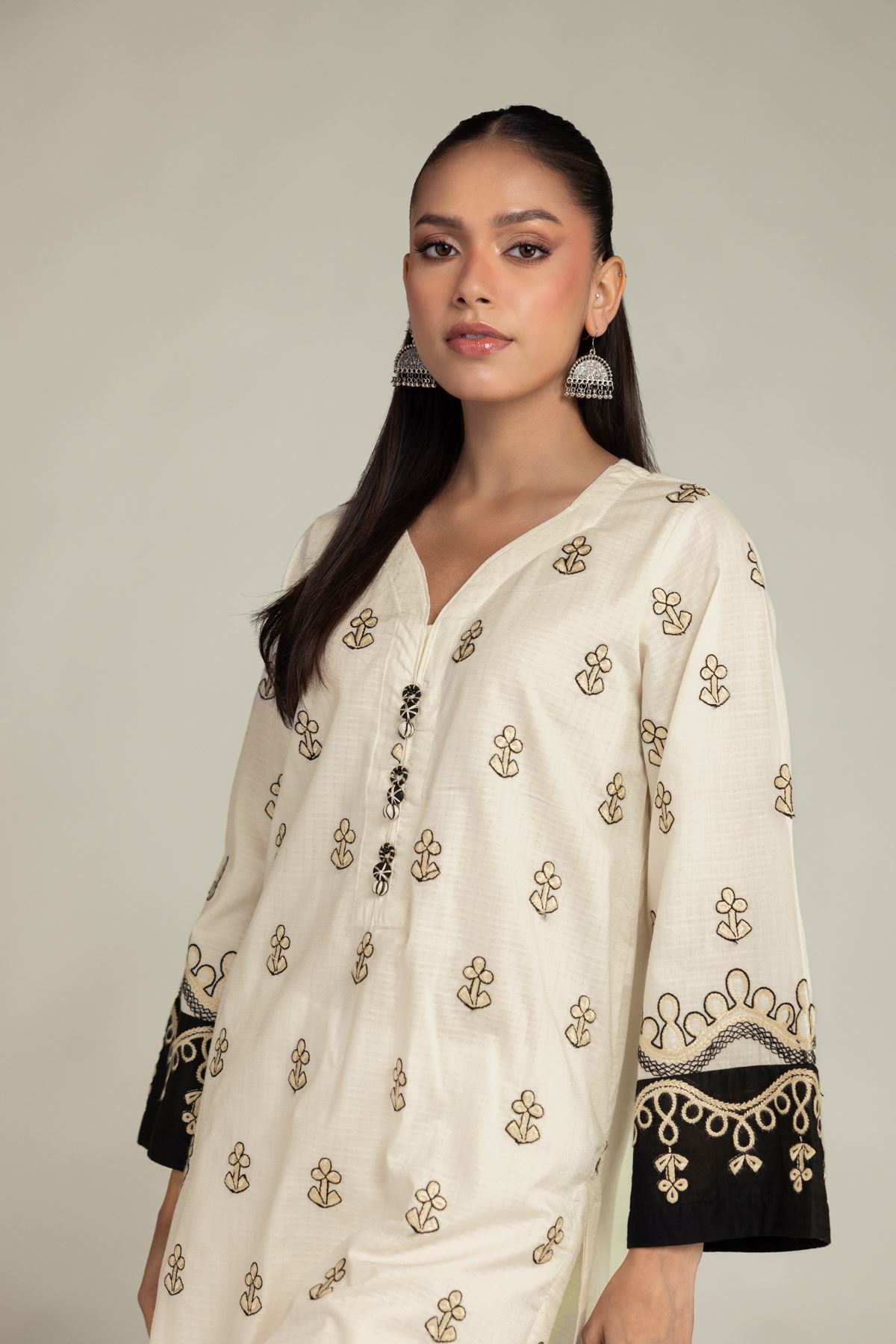 Embroidered Cotton Dobby Cotton Dobby Kurta - 2-26-201-A-C-VG