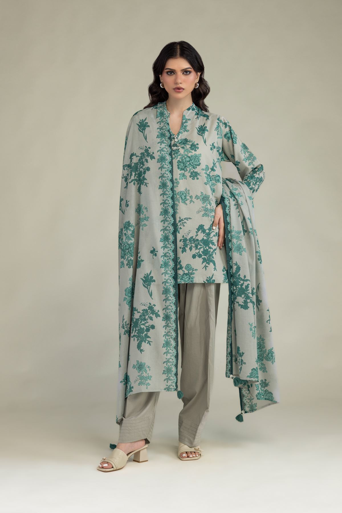 Embroidered Lawn Floral Lawn Dupatta - 1-26-305-C-H2-VG