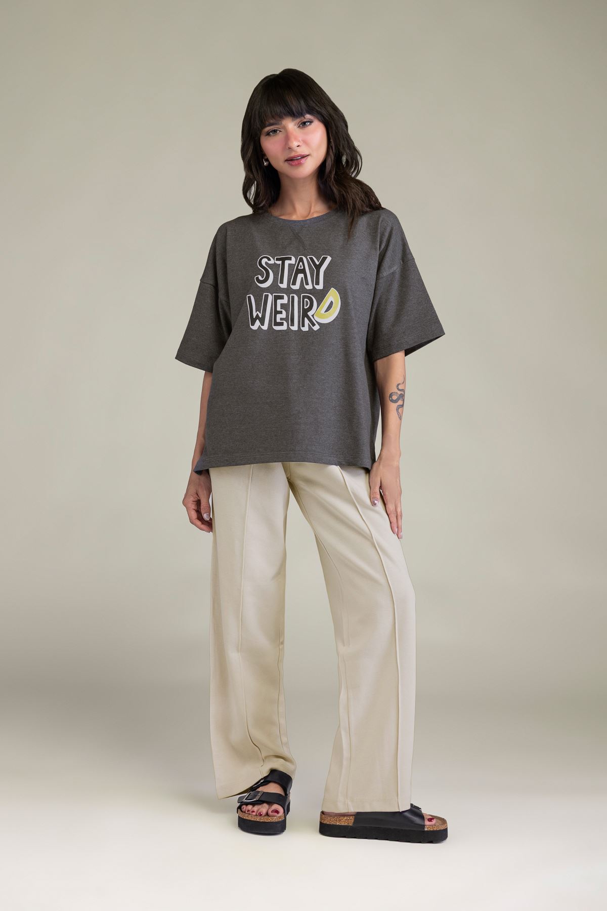 Embroidered Lycra Jersey Gray Round-Neck T-shirt - 3-26-204-A-H1-VG