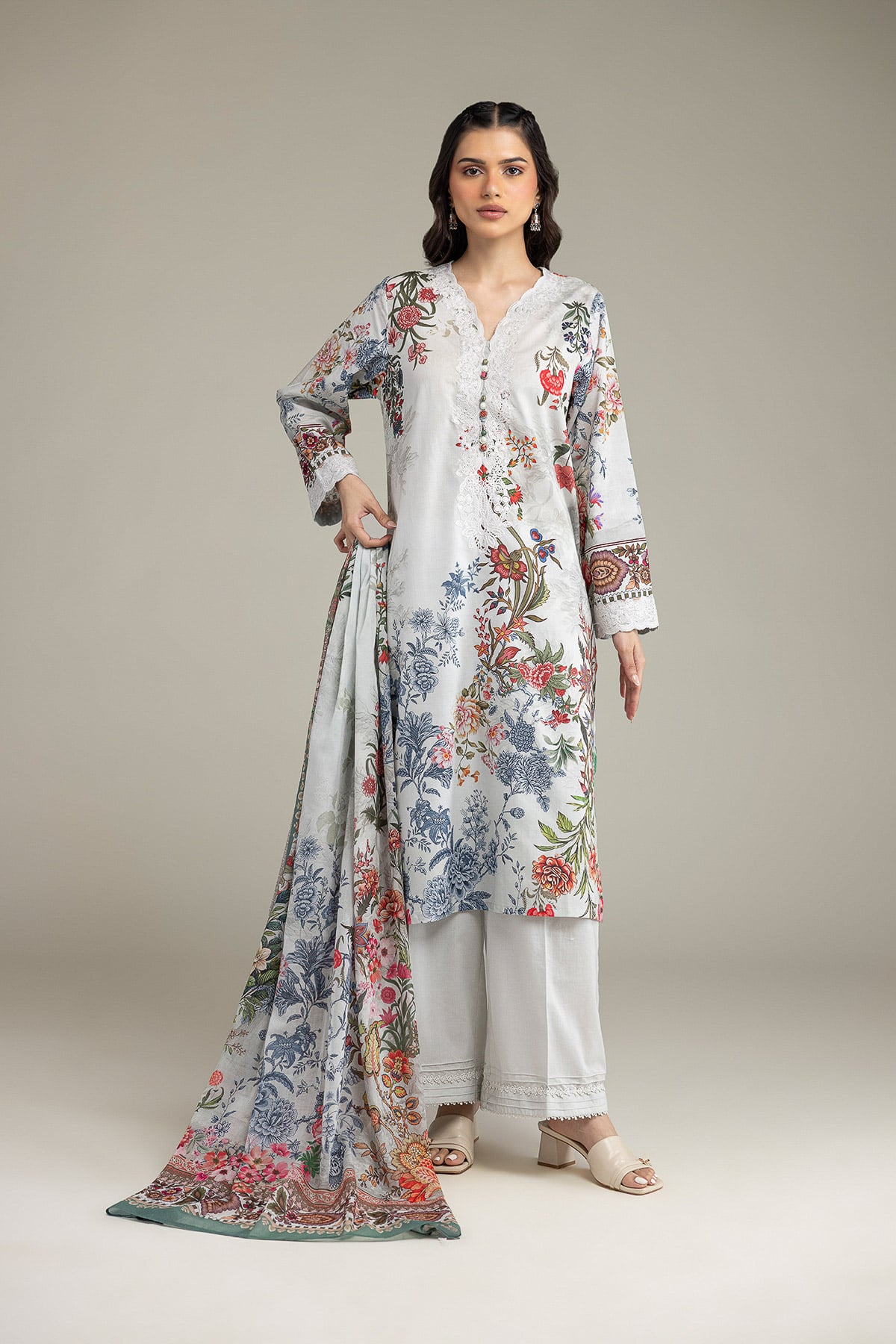 Embroidered Cambric Fabrics 3 Piece - T-A33-26-207FD1-VG