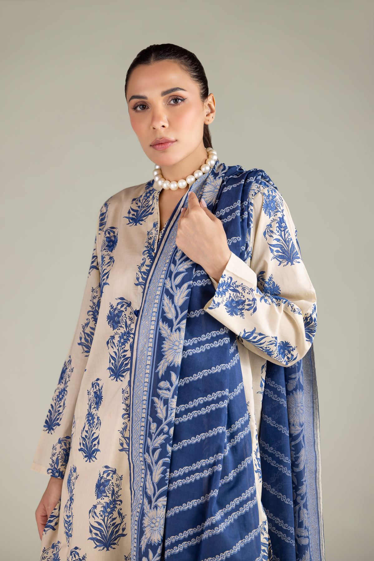 Printed Lawn Tailored 3-Piece Lawn - T-A22-26-212FG1-VG