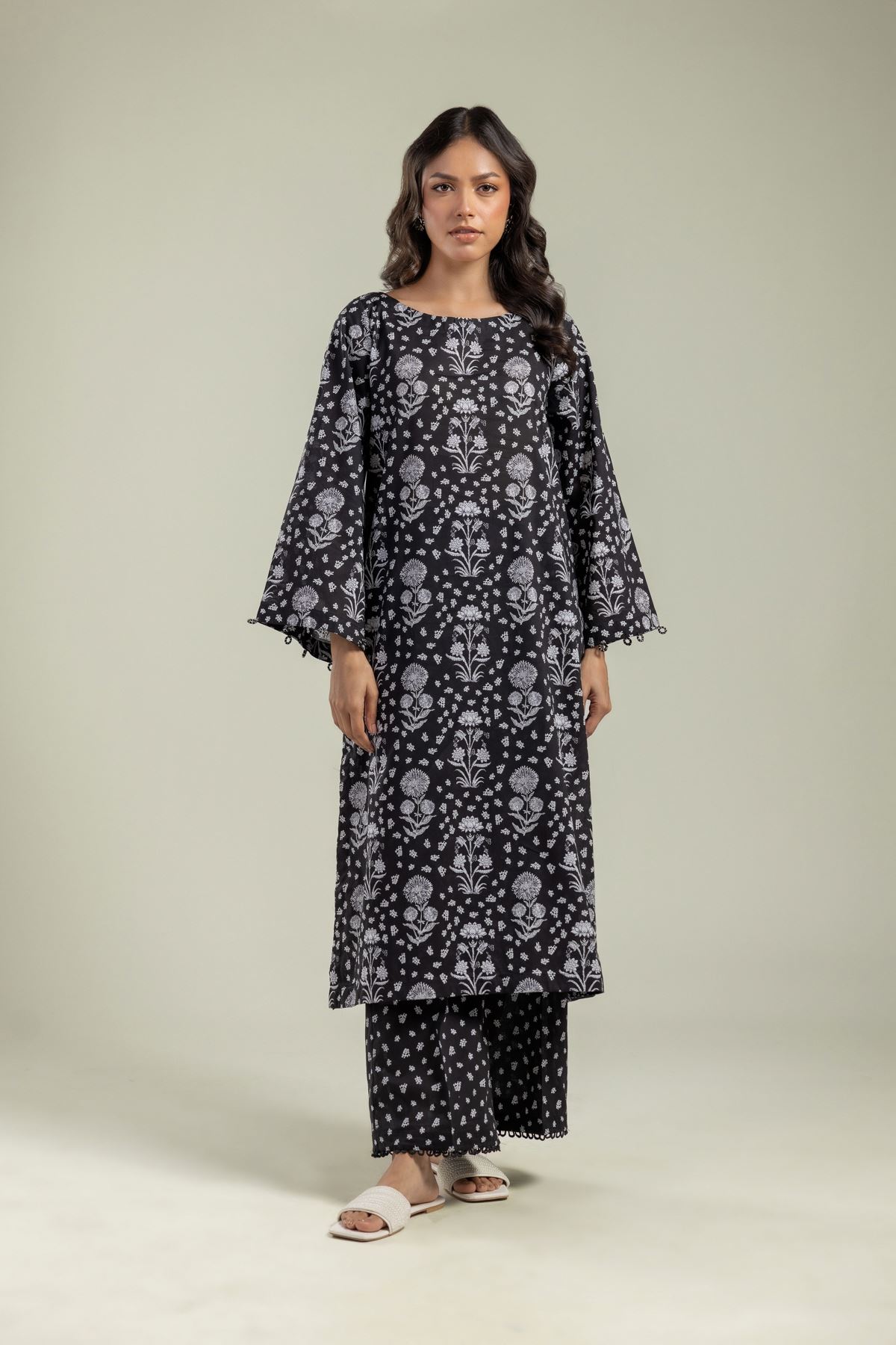 Printed Cambric Black Floral Kurta - 1-26-201-A-A-VG