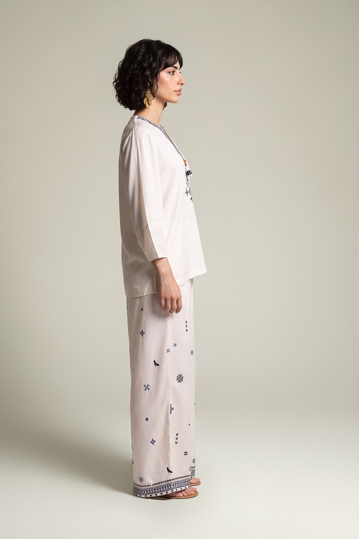 Embroidered Viscose Crepe V-Neck Crepe Blouse - 1-26-309-B-D1-VG