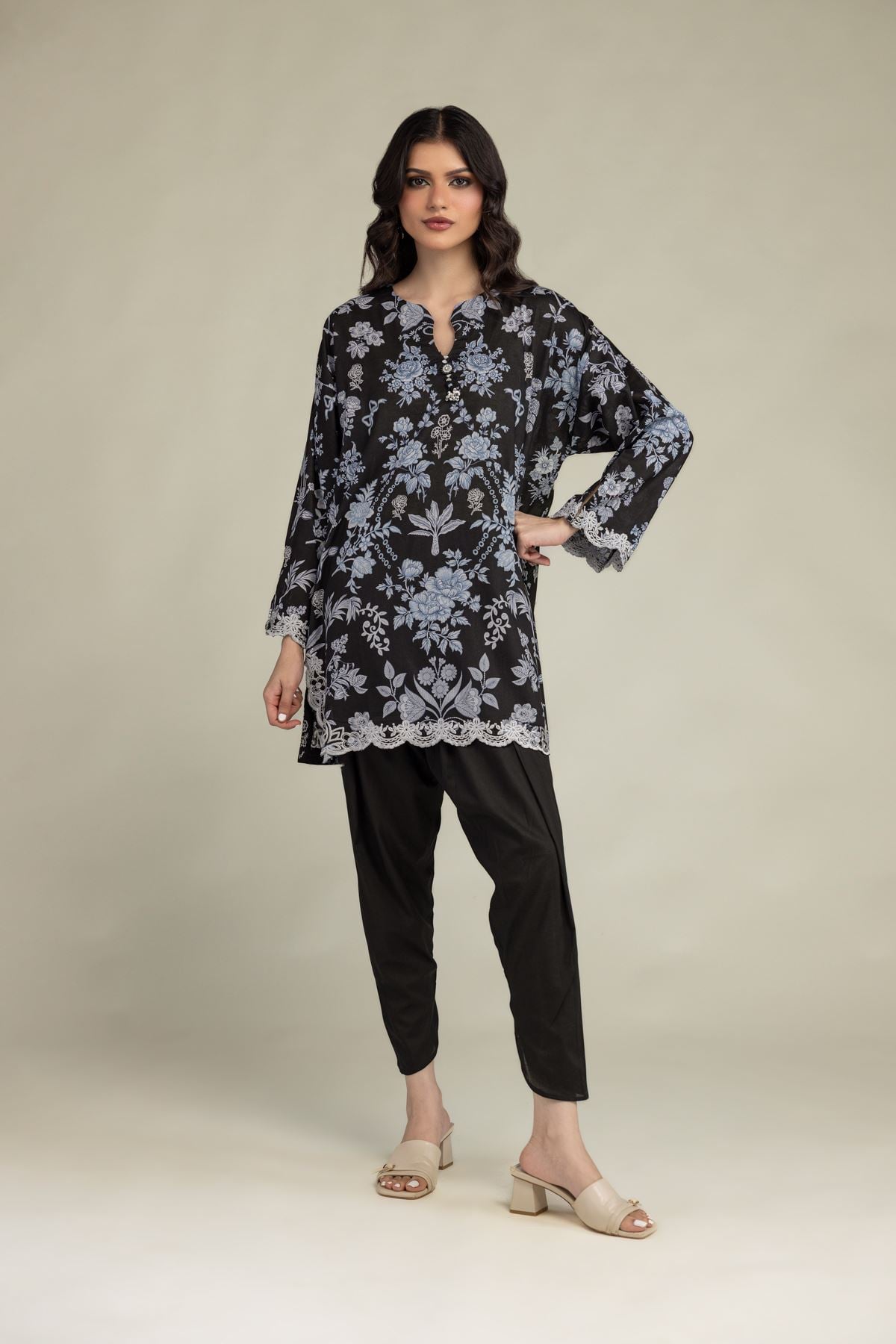 Embroidered Lawn Black Lawn Kurta - 8-26-303-A-C1-VG