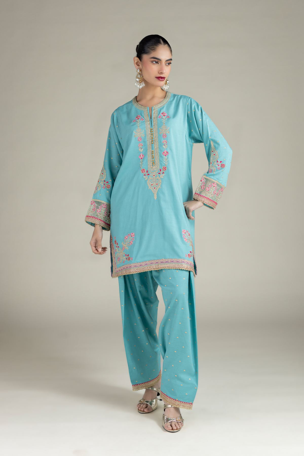 Embroidered Raw Silk Kurta - 25-09-11E3-07TA-VG