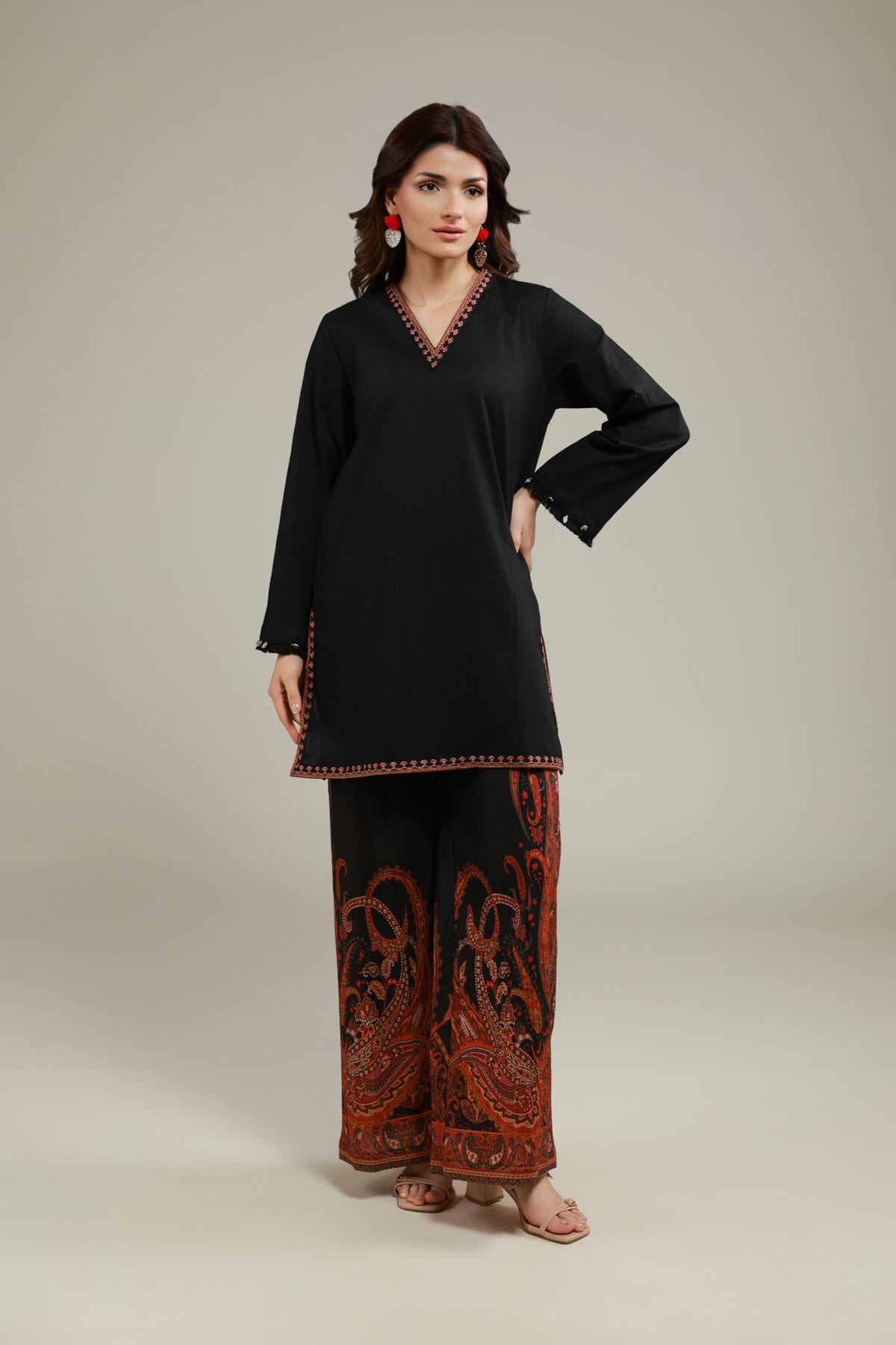 Embroidered Cotton Crinkle Threadwork V-Neck Kurta - 1-26-146-A-A-VG