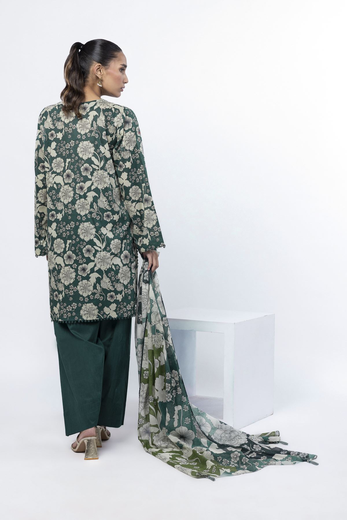 Printed Lawn Fabrics 3 Piece - KW32B-VG