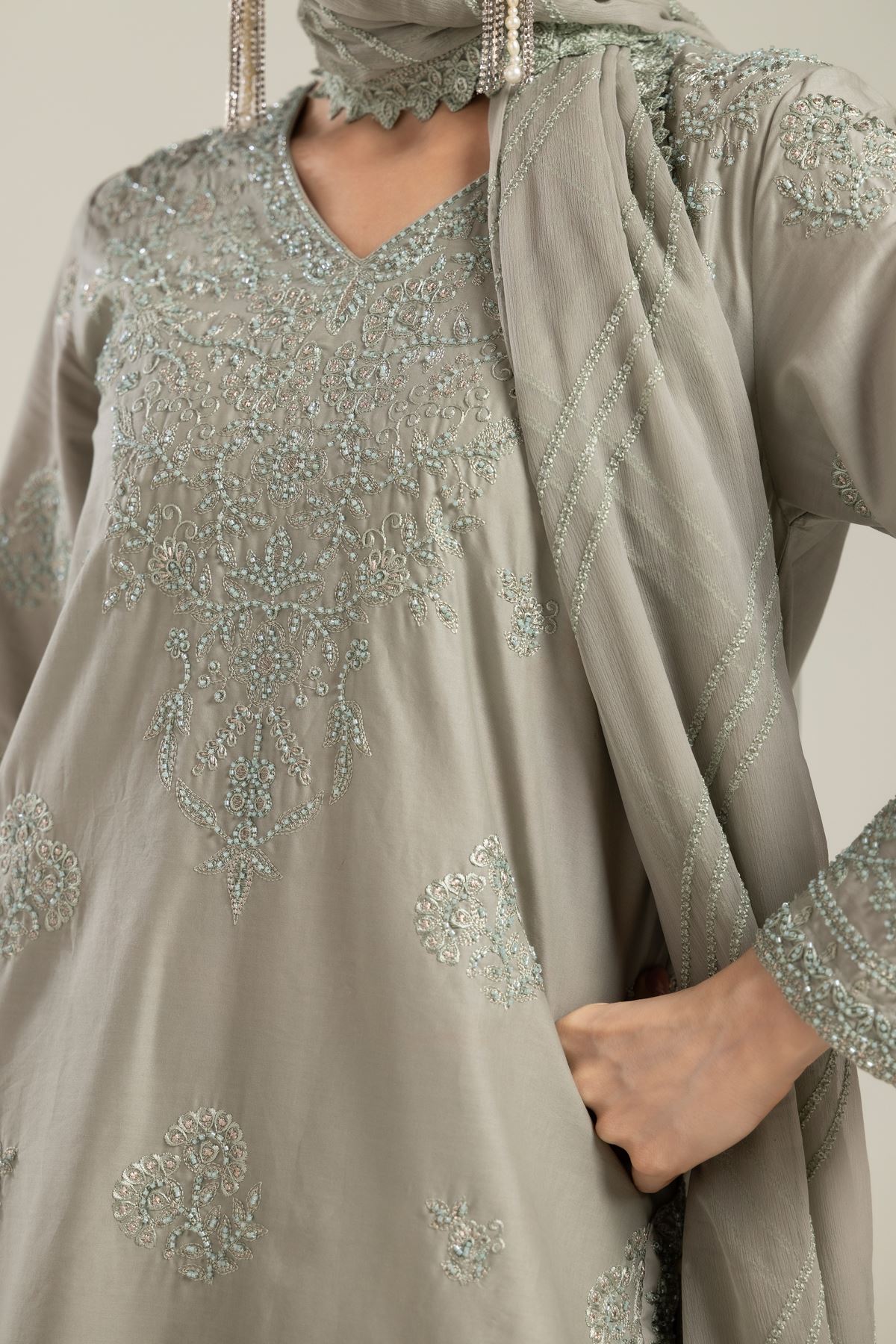 Embroidered Raw Silk 3 Piece Co-ord Set - T-A22-26-124FC1-VG