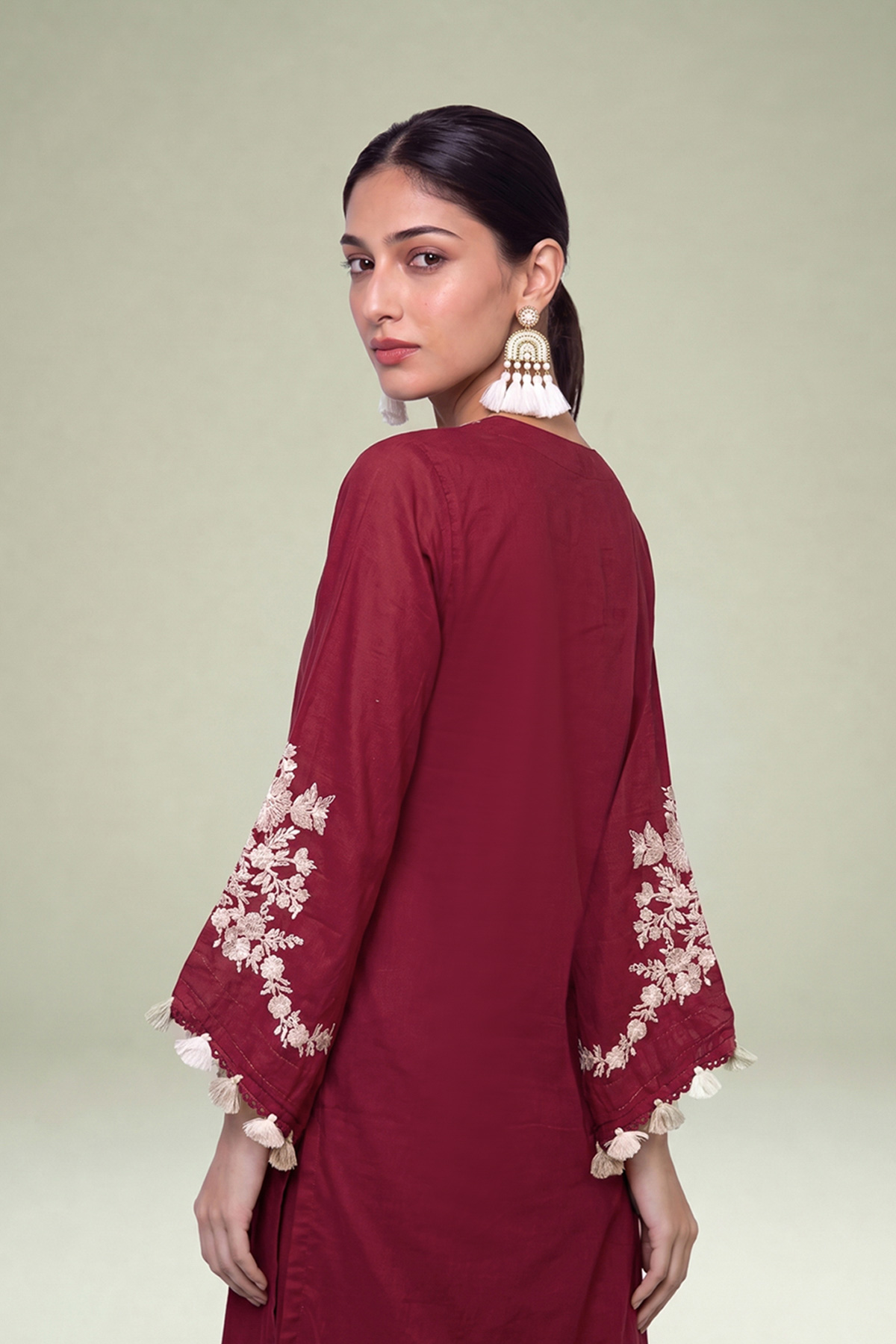 Embroidered Cambric Maroon V-Neck Kurta - 1-26-229-B-F1-VG