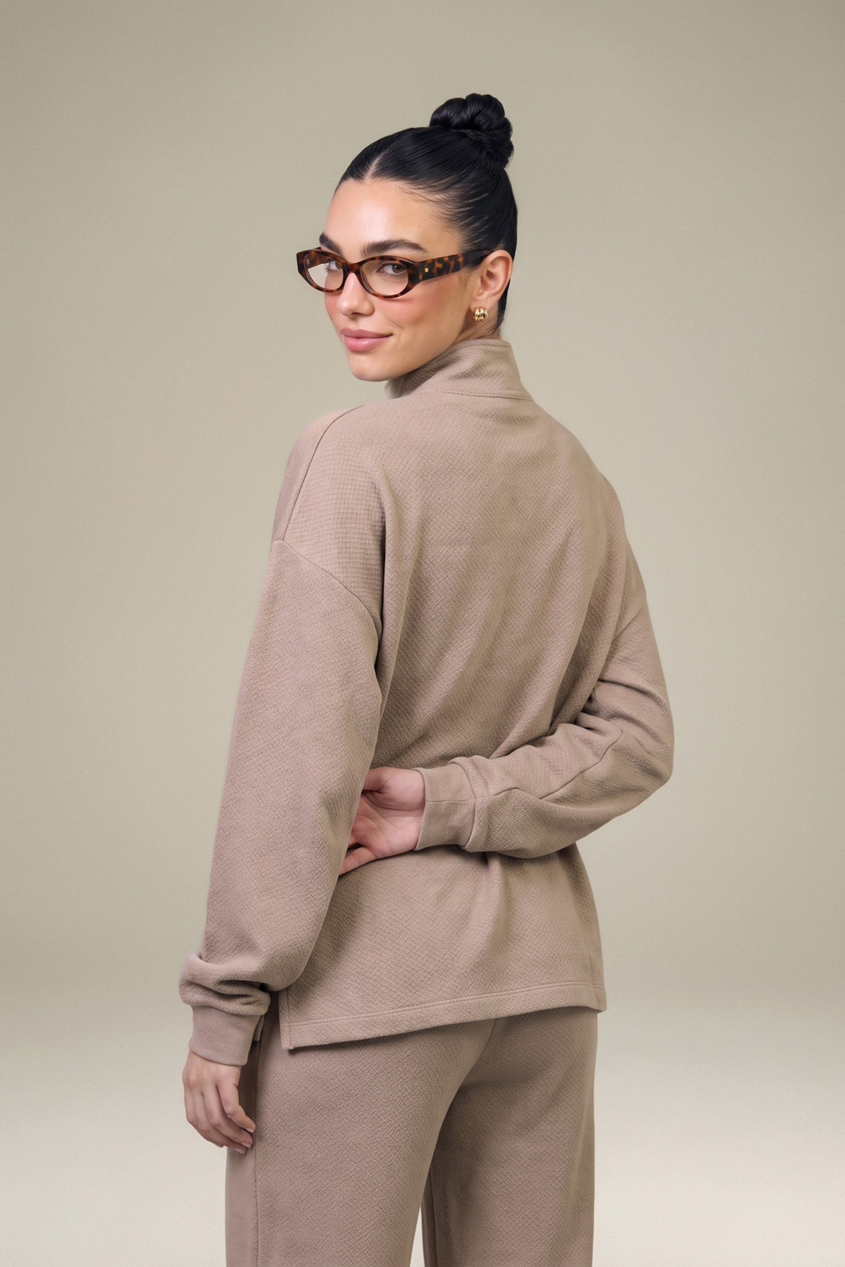 Dyed Textured Cotton Solid Cotton Sweatshirt - 2-26-308-A-G1-VG