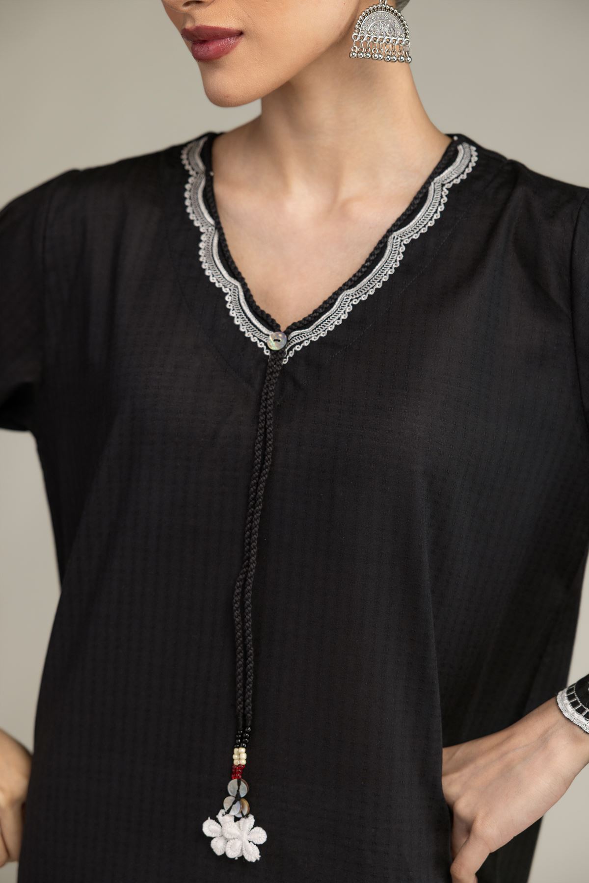 Embroidered Cotton Dobby Black V-Neck Kurta - 1-26-203-A-H1-VG