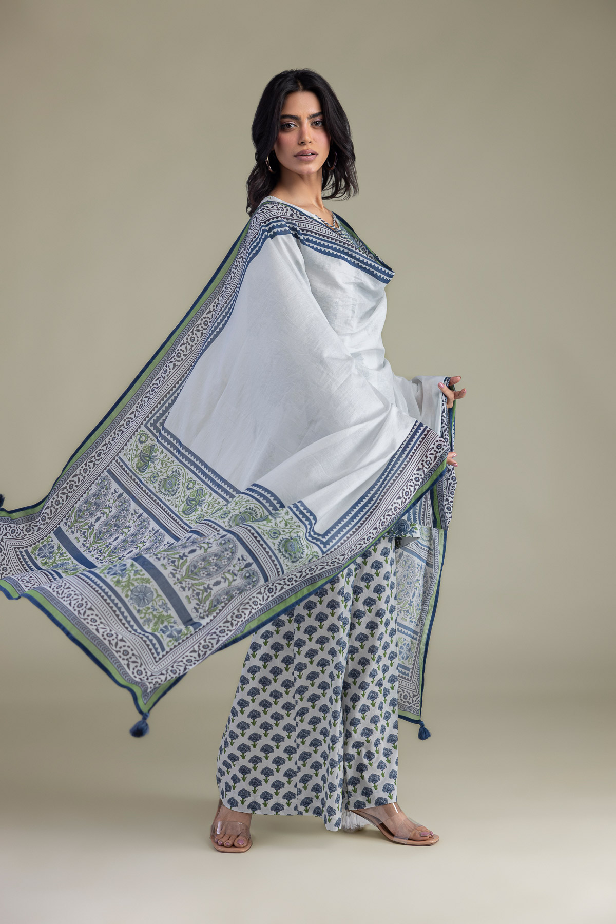 Printed Lawn Printed Cambric Dupatta - 1-26-102-A-F-VG