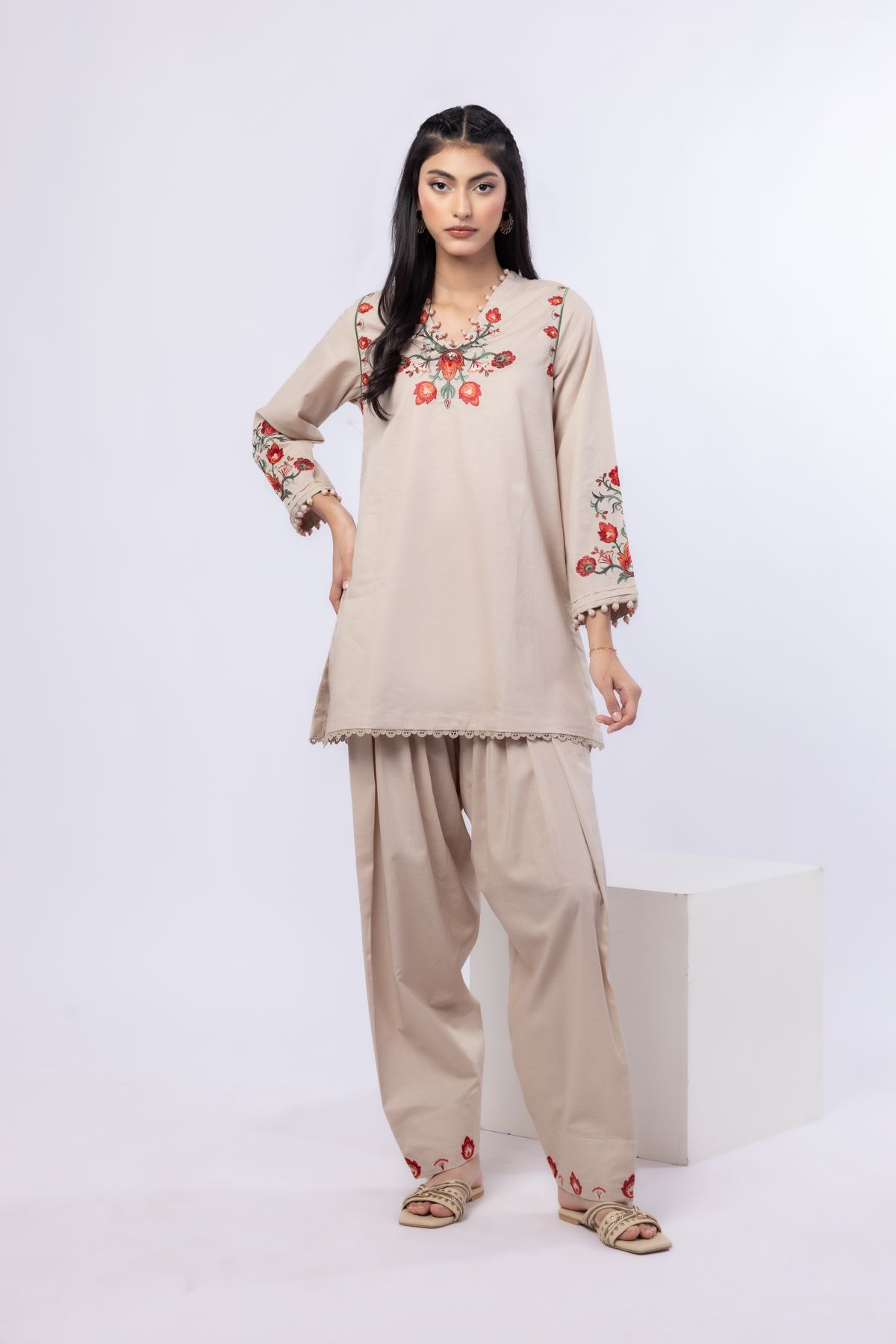 Embroidered Cotton Dobby Kurta - 25-10-11E12-03TB-VG