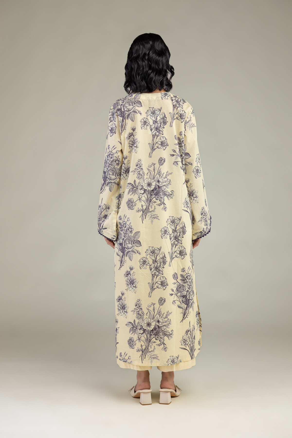 Embroidered Cambric Long Floral Kurta - T-A11-26-118FI2-VG