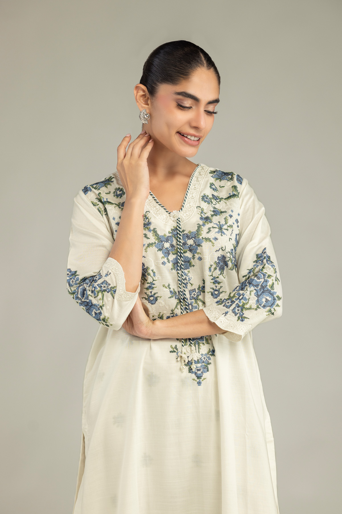 Embroidered Raw Silk Floral Silk Kurta - A22-26-214FH1-VG