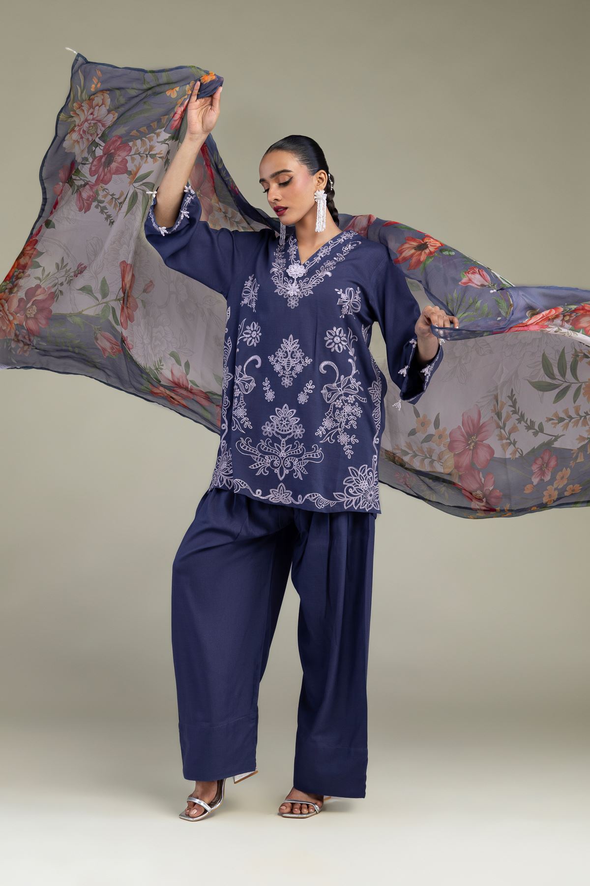 Embroidered Chiffon Floral Chiffon Dupatta - 2-26-304-C-H1-VG