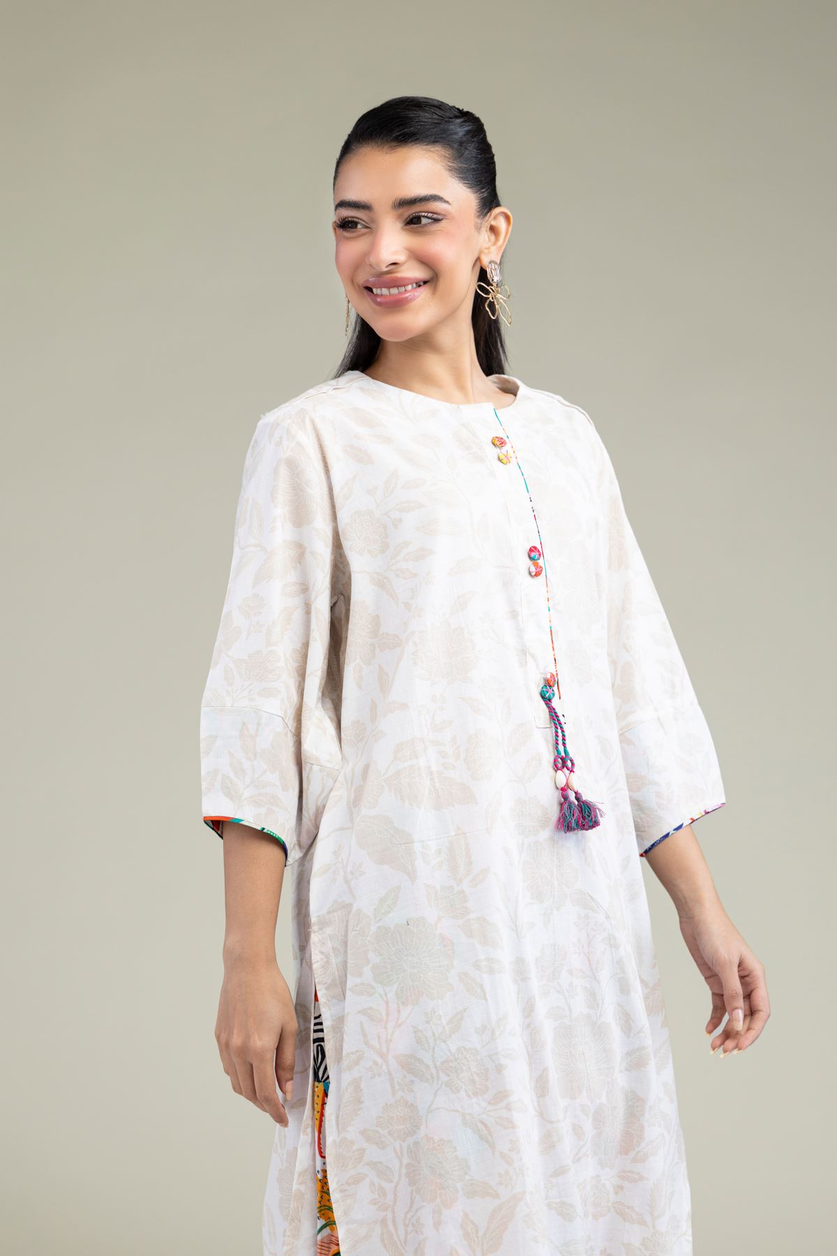 Printed Cotton Dobby White Longline Kurta - 25-09-12E2-01TB-VG