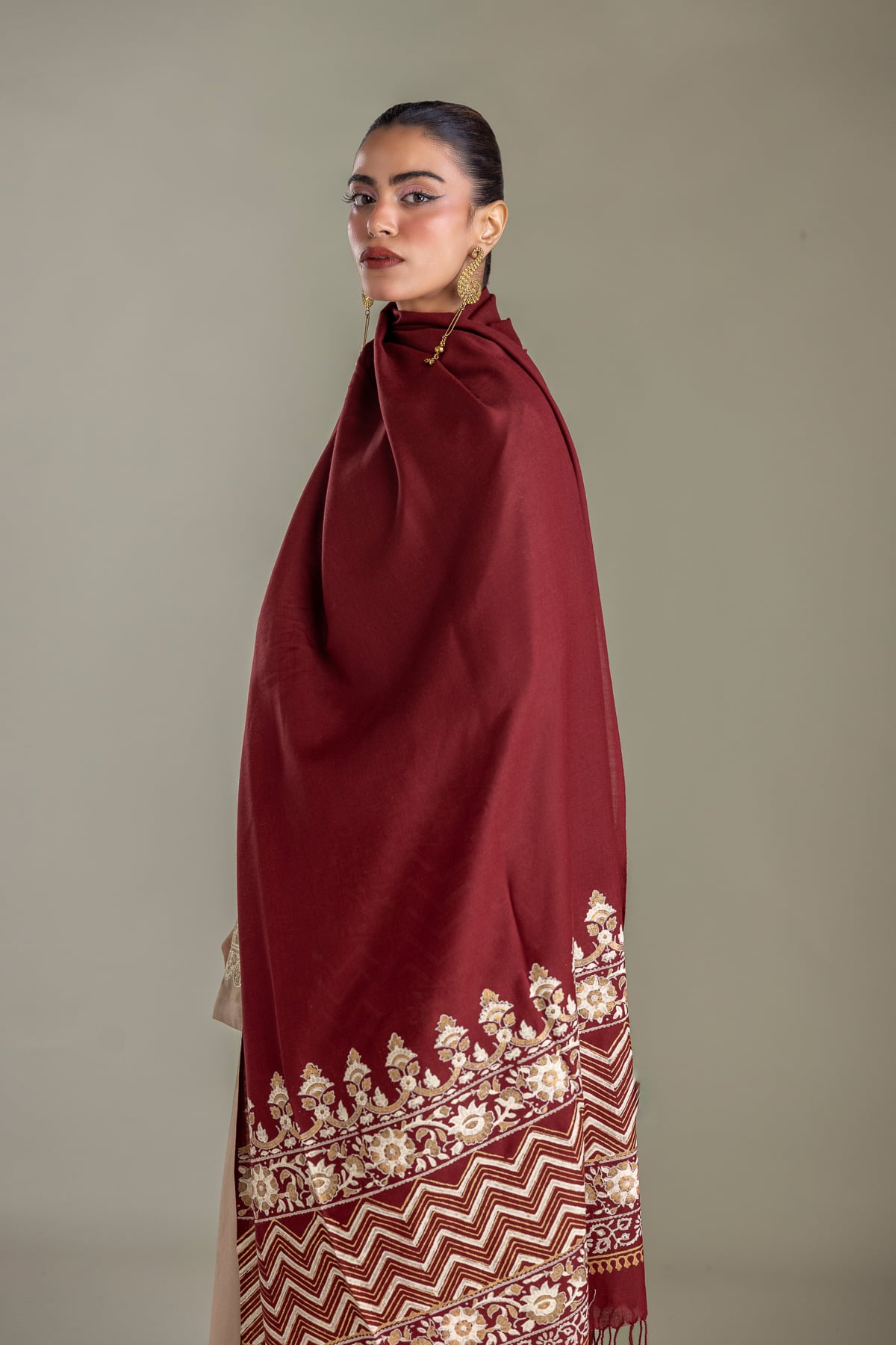 Embroidered Rashmina Acrylic Floral Rashmina Shawl - 1-26-433-A-J2-VG