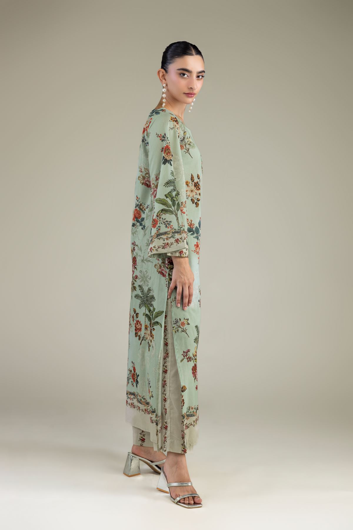 Printed Cambric Floral Beige Pants - 1-26-250-B-H1-VG