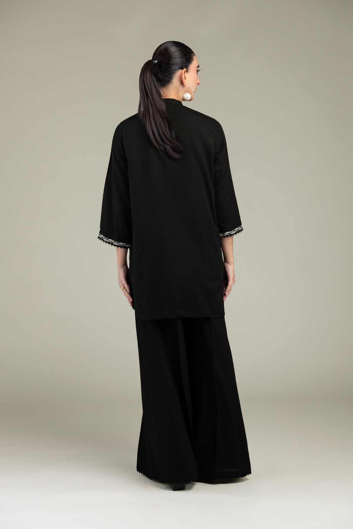 Embroidered Raw Silk Black Floral Kurta - 1-26-309-B-D1-VG
