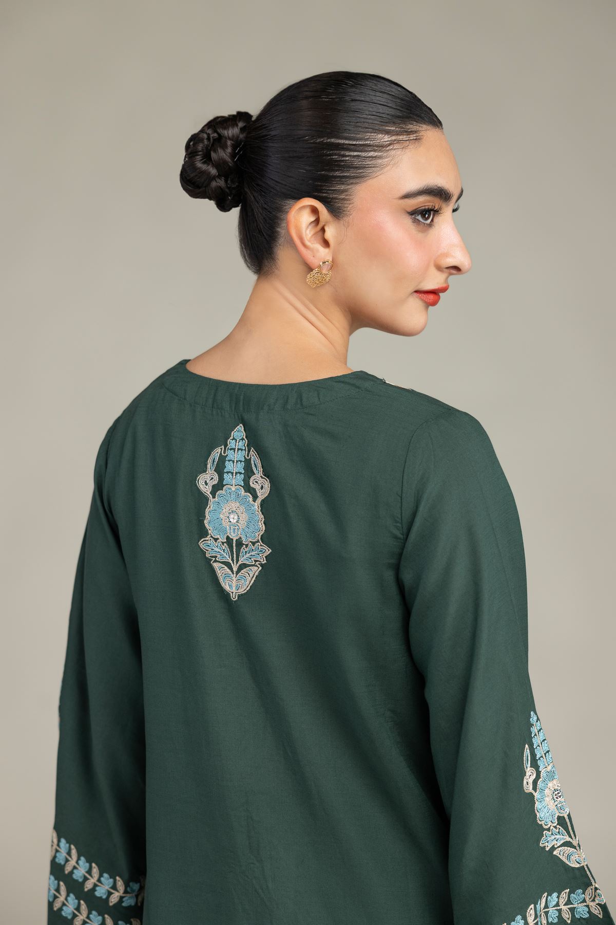 Embroidered Raw Silk Green Floral Kurta - 2-26-201-A-C-VG