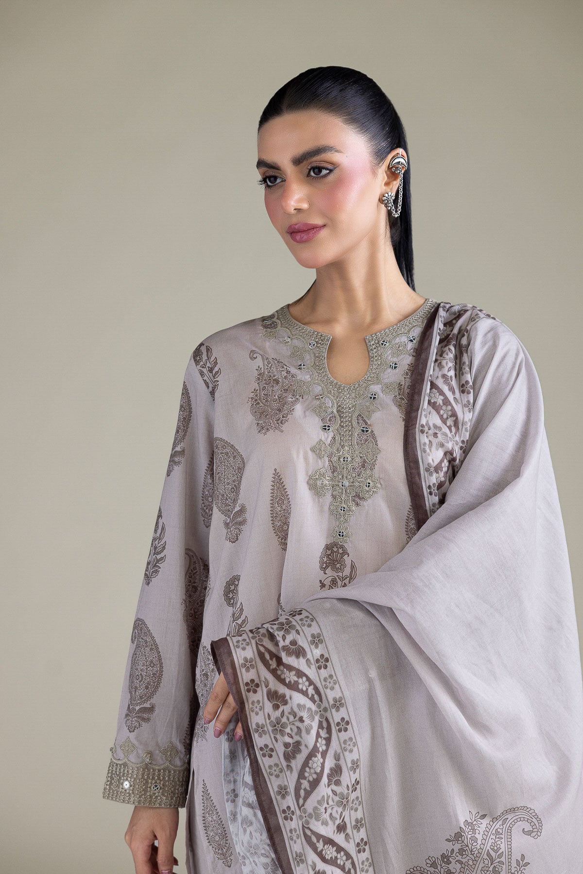 Embroidered Cambric Fabrics 3 Piece - T-A33-26-207FD1-VG