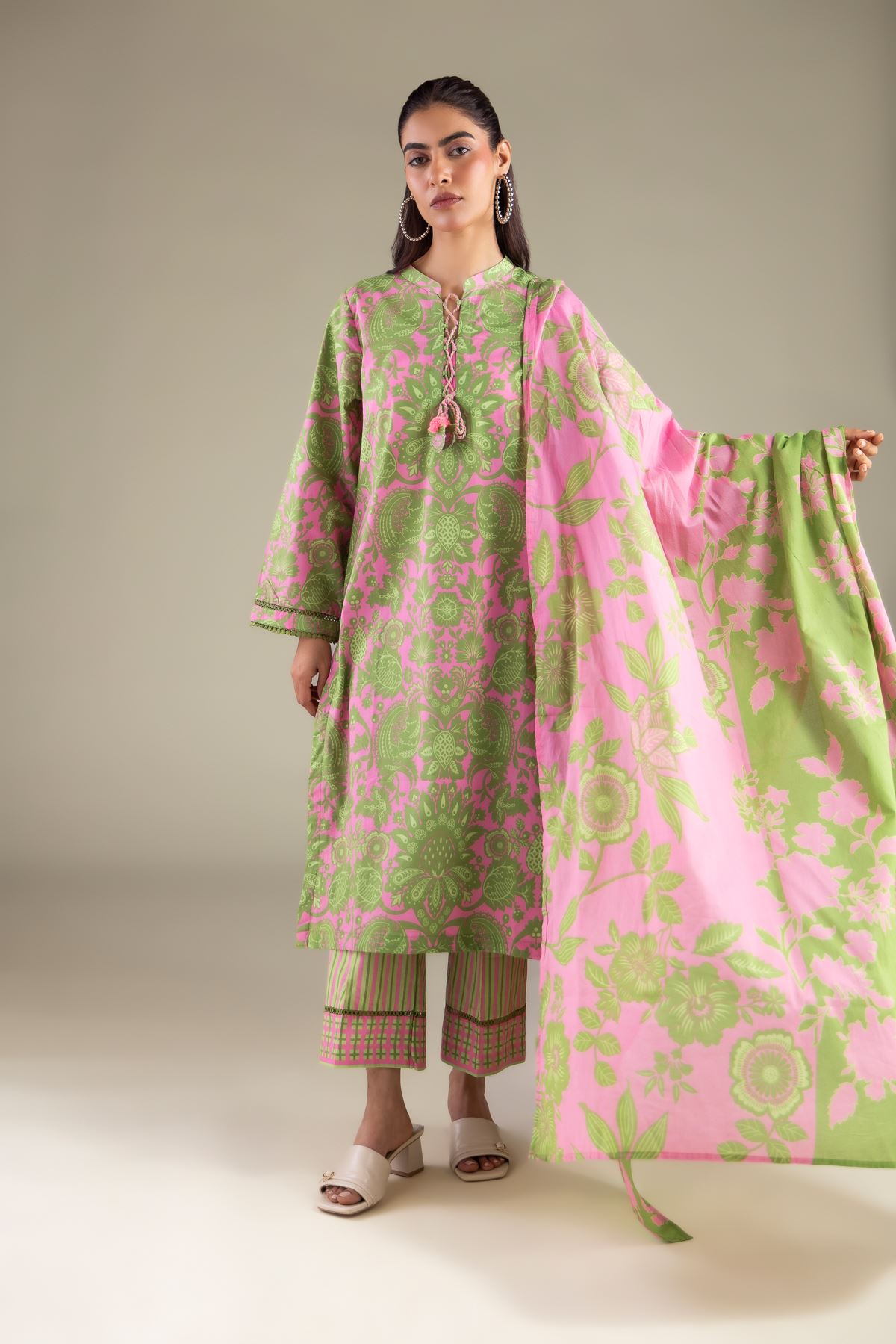 Printed Lawn Floral Summer Dupatta - 1-26-125-A-F-VG