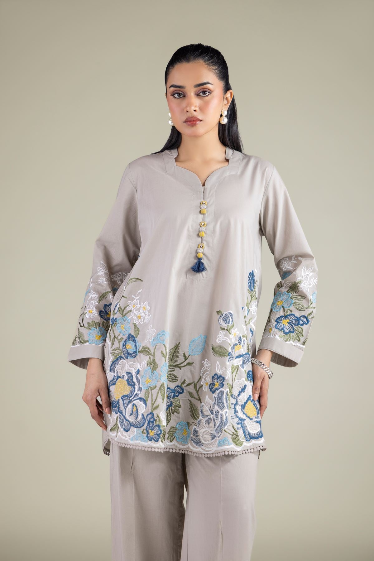 Embroidered Cambric Floral Cambric Kurta - 25-00-X2-08TB-VG