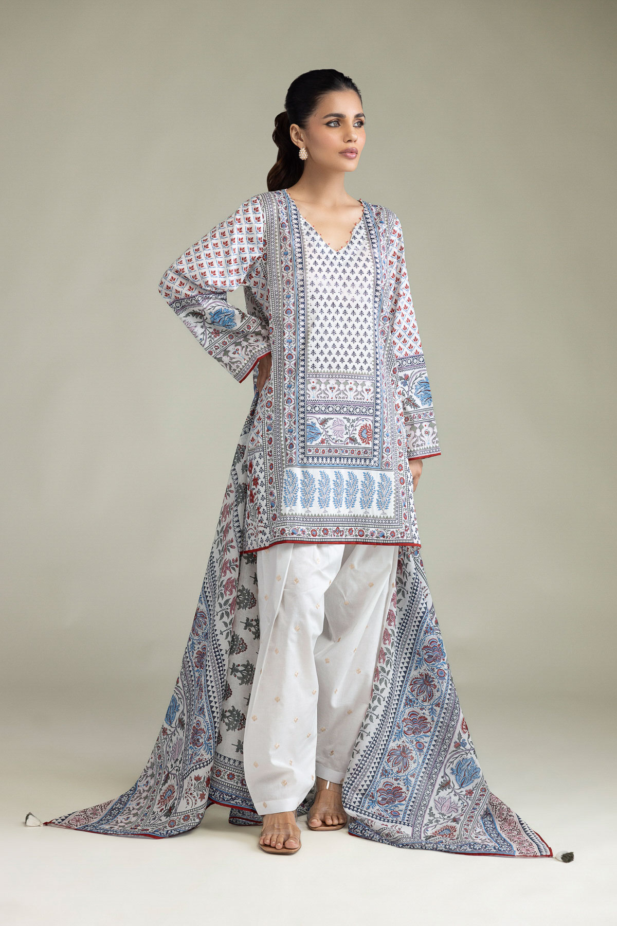 Embroidered Lawn Fabrics 3 Piece - T-A33-26-207FD1-VG